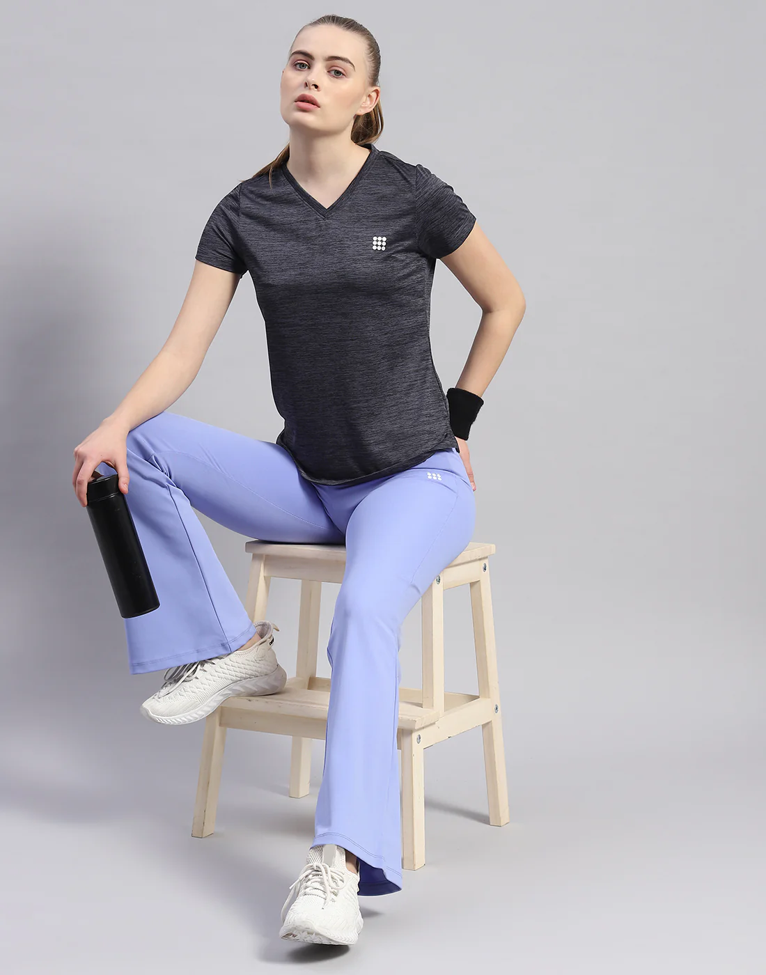 Rock.it Women Black Solid V Neck Half Sleeve Top - Image 2