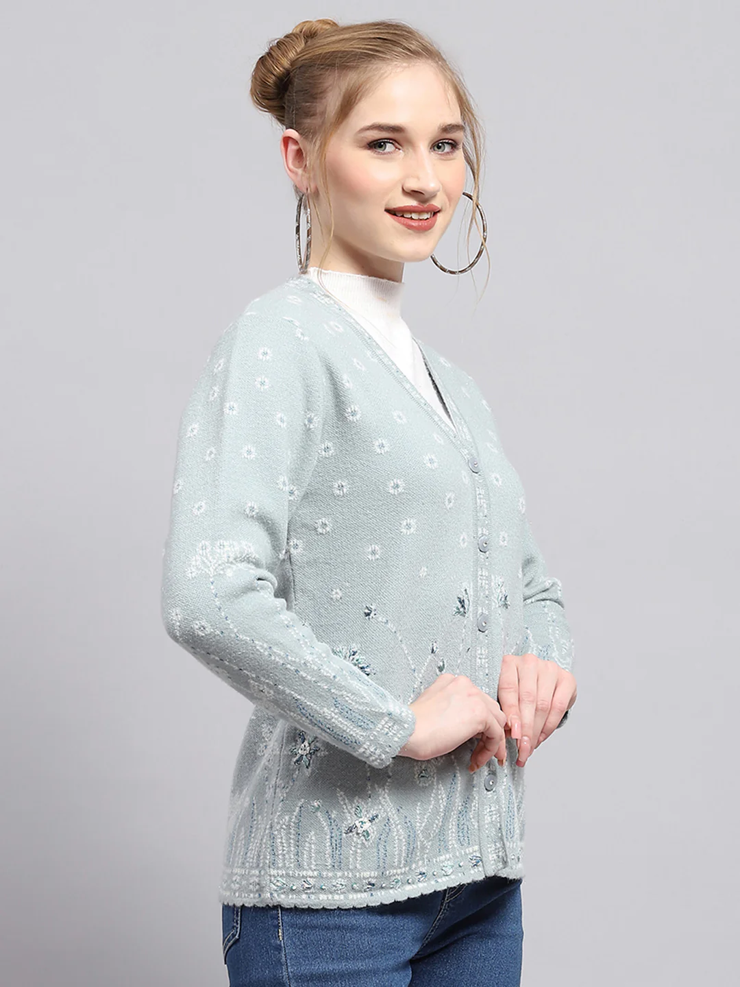 Women Blue Embroidered V Neck Full Sleeve Cardigan - Image 4