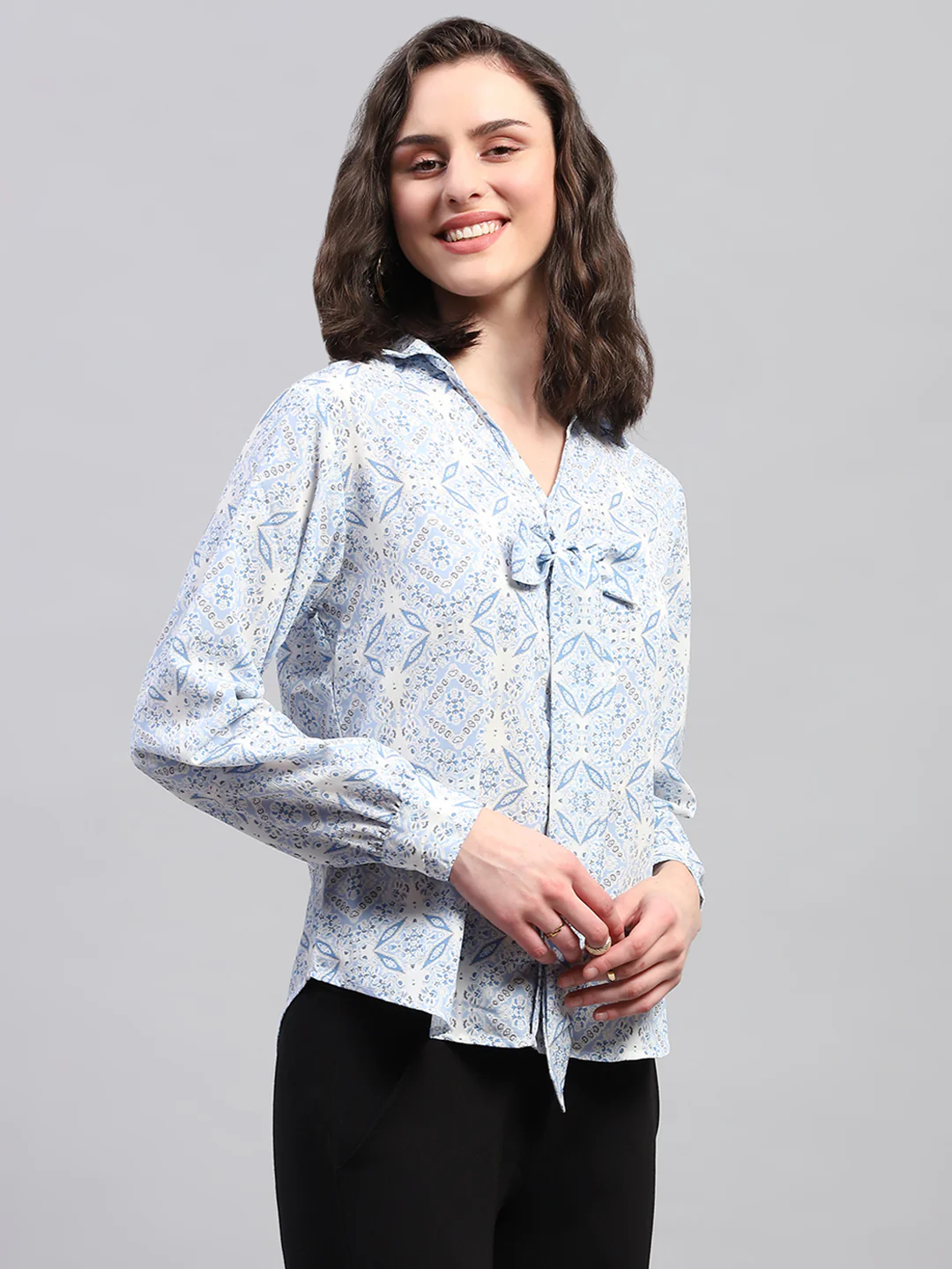 Women Blue Printed Collar Full Sleeve Top - Image 4