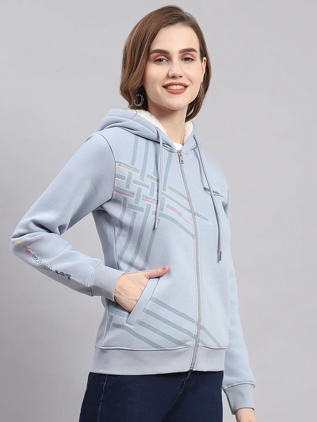Women Blue Printed Hooded Full Sleeve Sweatshirts - Image 4