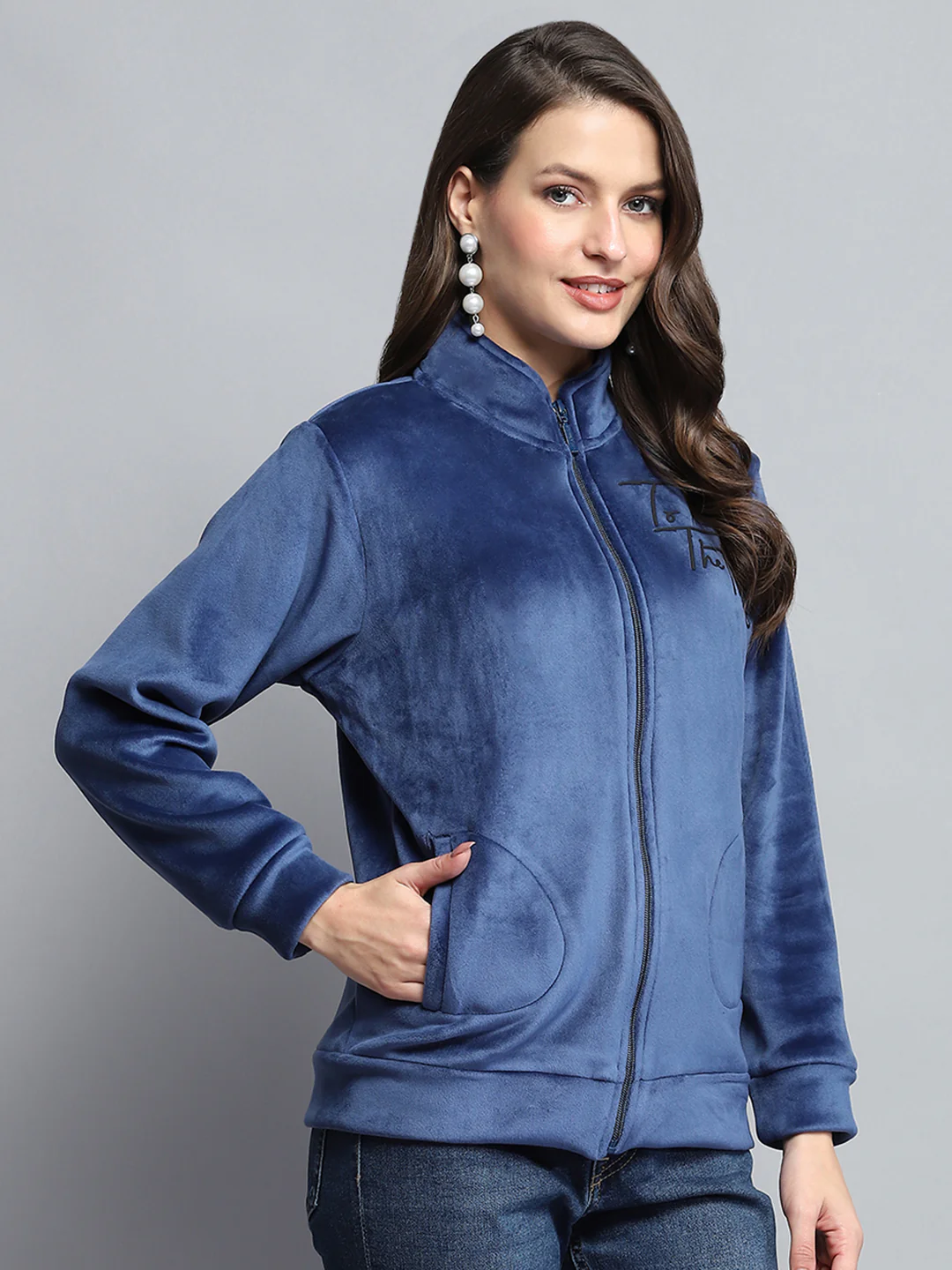 Women Blue Printed Mock Neck Full Sleeve Sweatshirt - Image 4