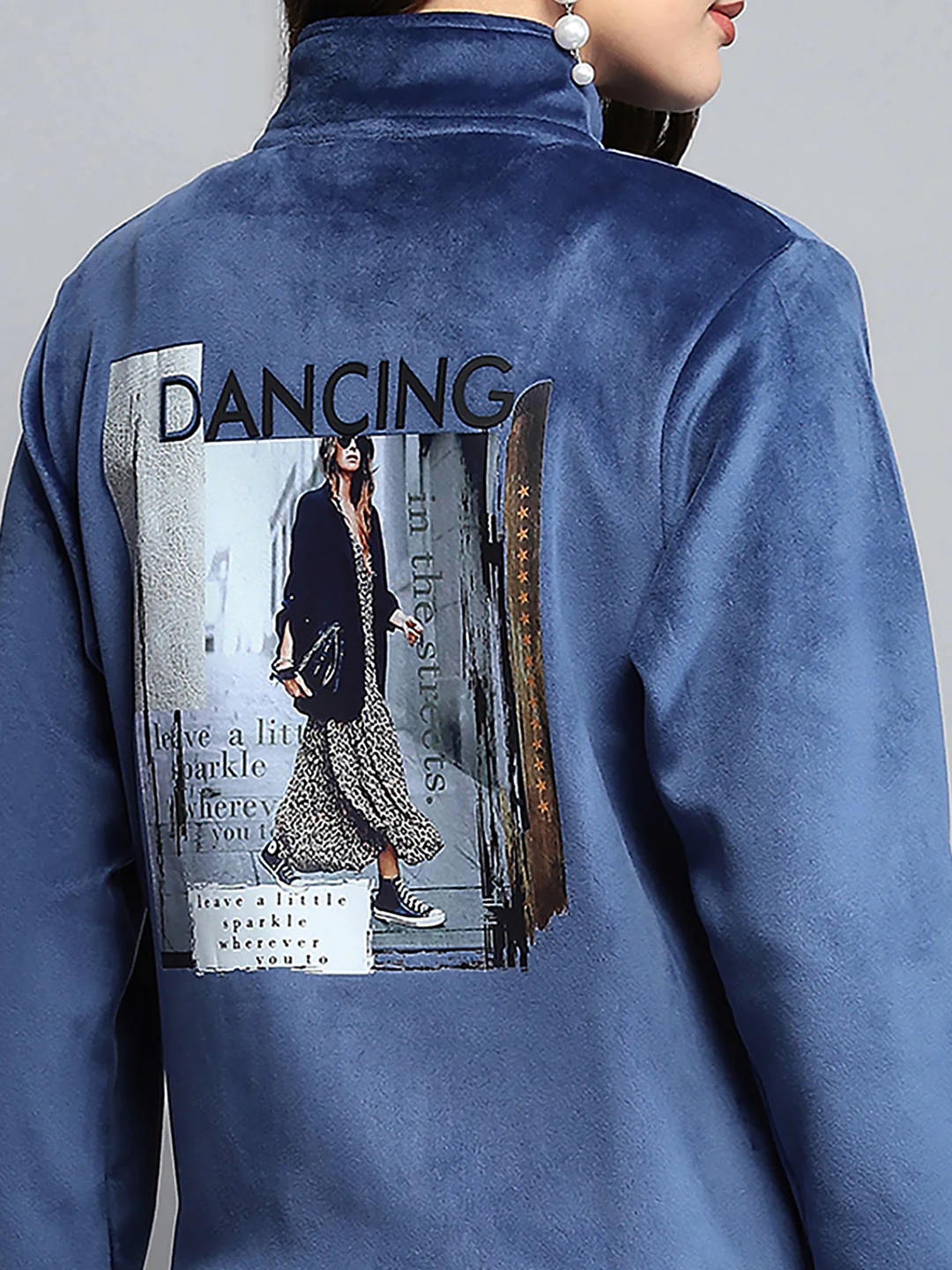 Women Blue Printed Mock Neck Full Sleeve Sweatshirt - Image 7