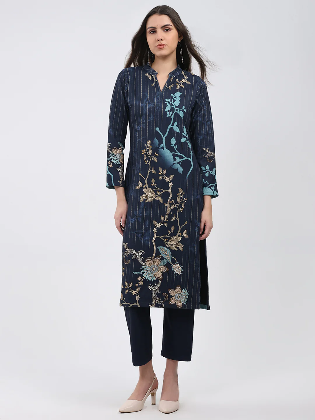 Women Blue Printed Round Neck Full Sleeve Kurti Set for Winter - Image 3