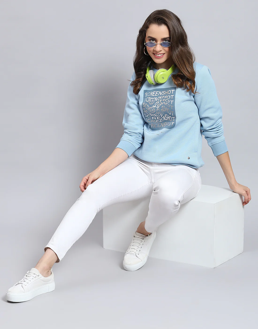 Women Blue Printed Round Neck Full Sleeve Sweatshirt - Image 2