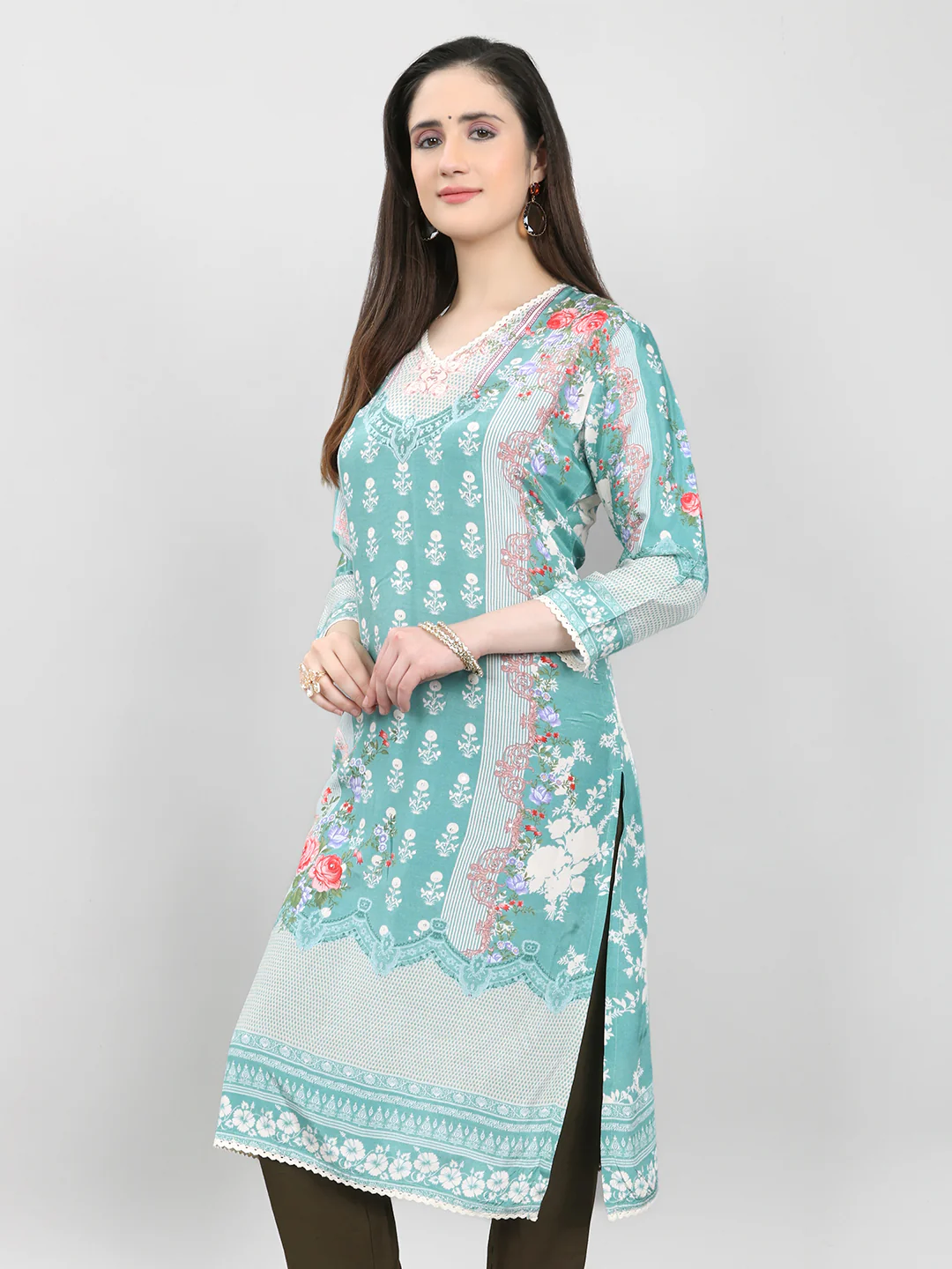 Women Blue Printed V Neck 3/4th Sleeve Kurti - Image 2