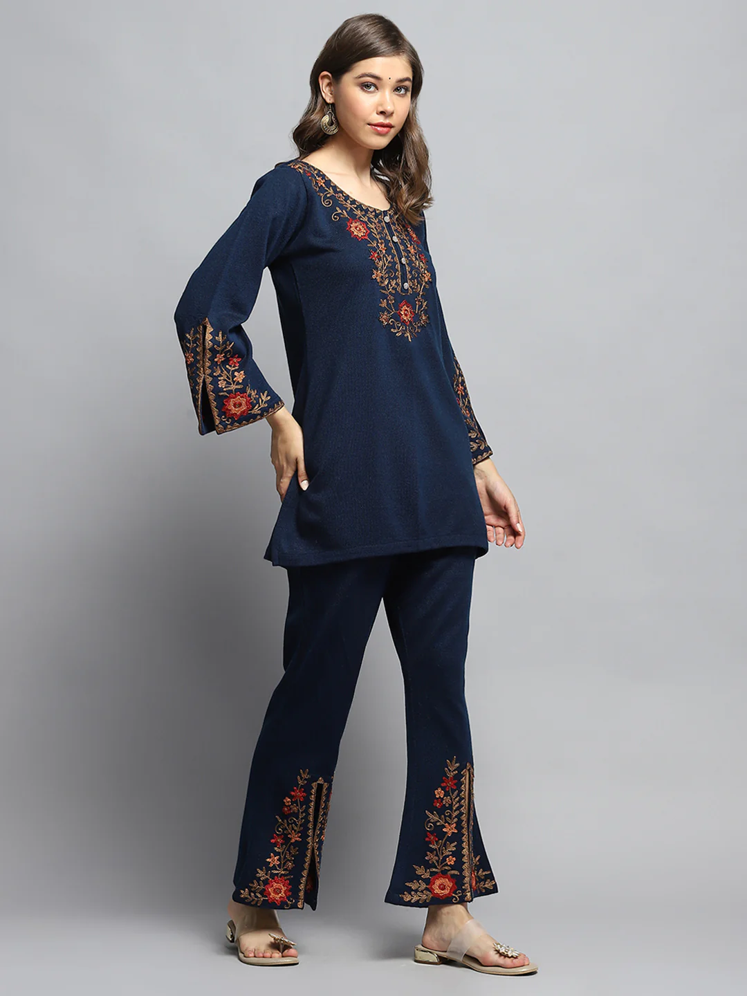 Women Blue Self Design Round Neck Full Sleeve Kurti Set - Image 5