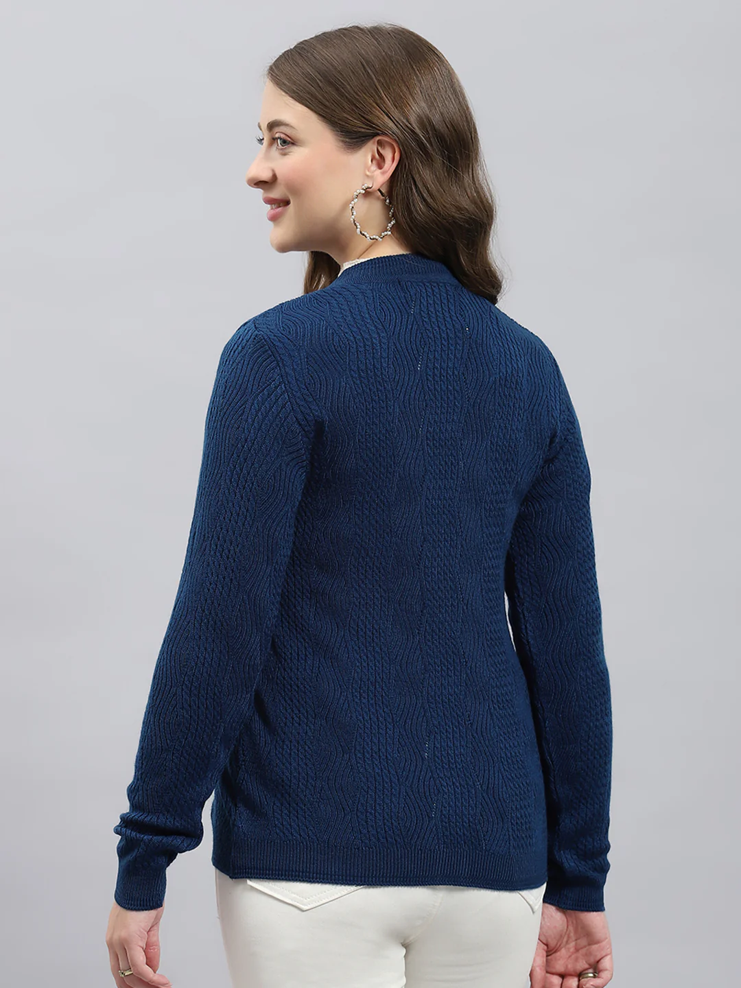 Women Blue Self Design V Neck Full Sleeve Cardigan - Image 5
