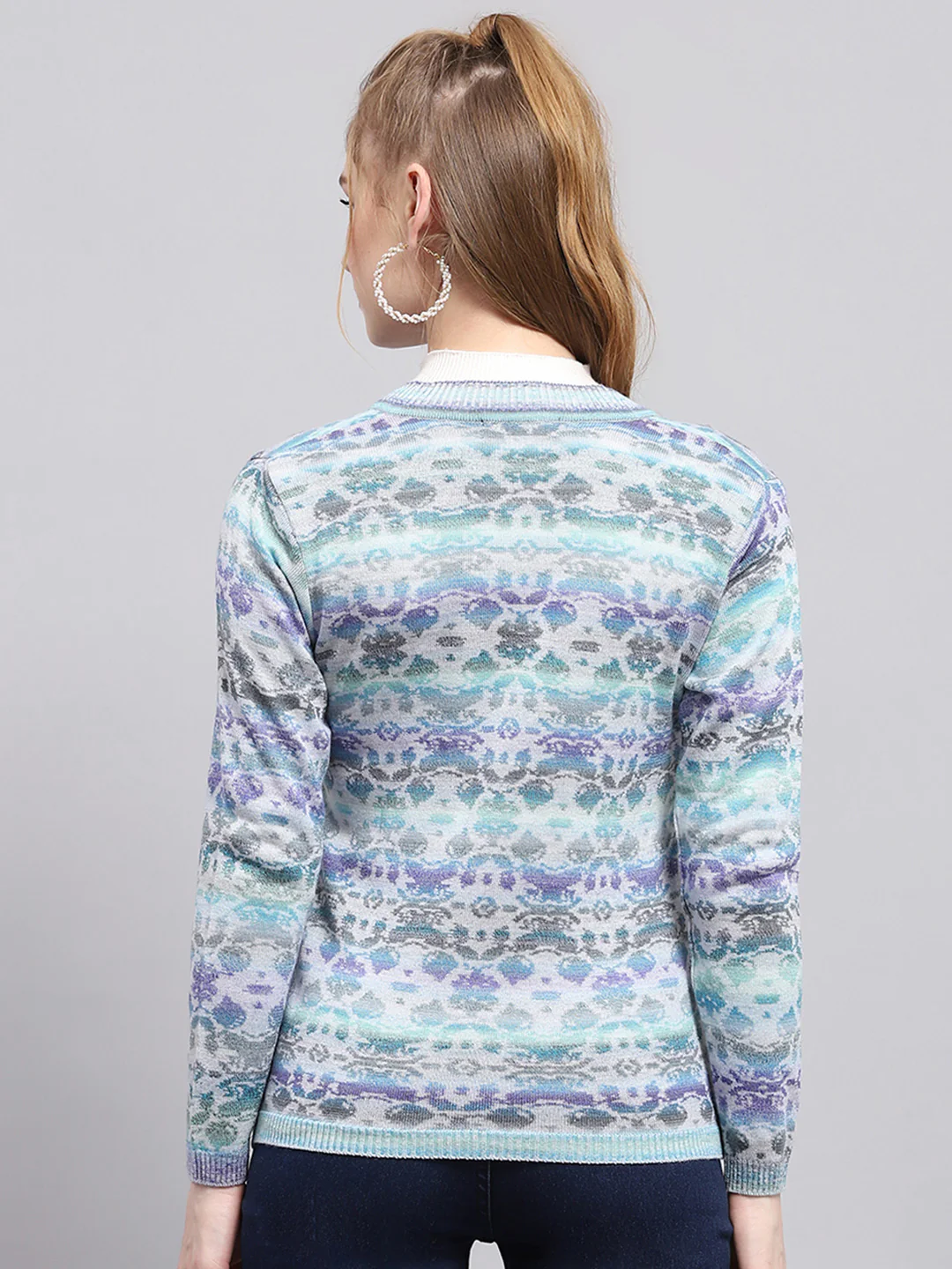 Women Blue Self Design V Neck Full Sleeve Cardigan - Image 5