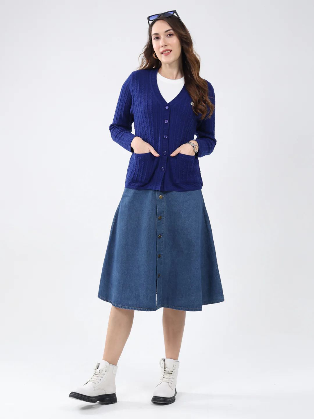 Women Blue Self Design V Neck Full Sleeve Cardigan - Image 2
