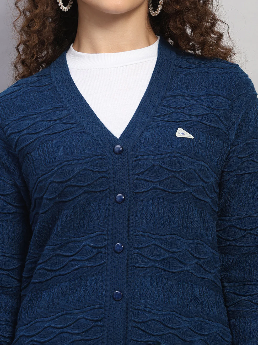 Women Blue Self Design V Neck Full Sleeve Cardigan - Image 6