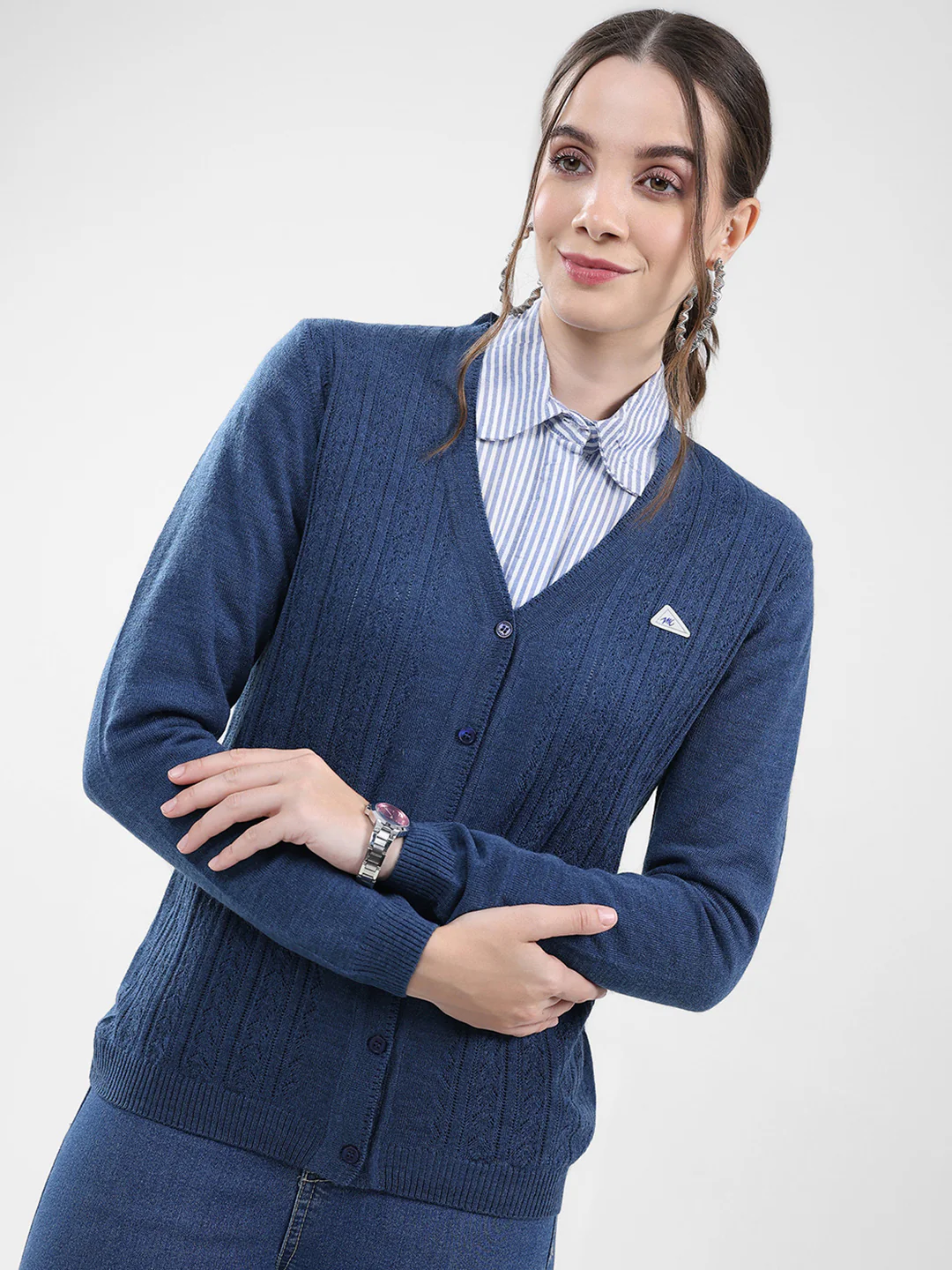 Women Blue Self Design V Neck Full Sleeve Cardigan - Image 6