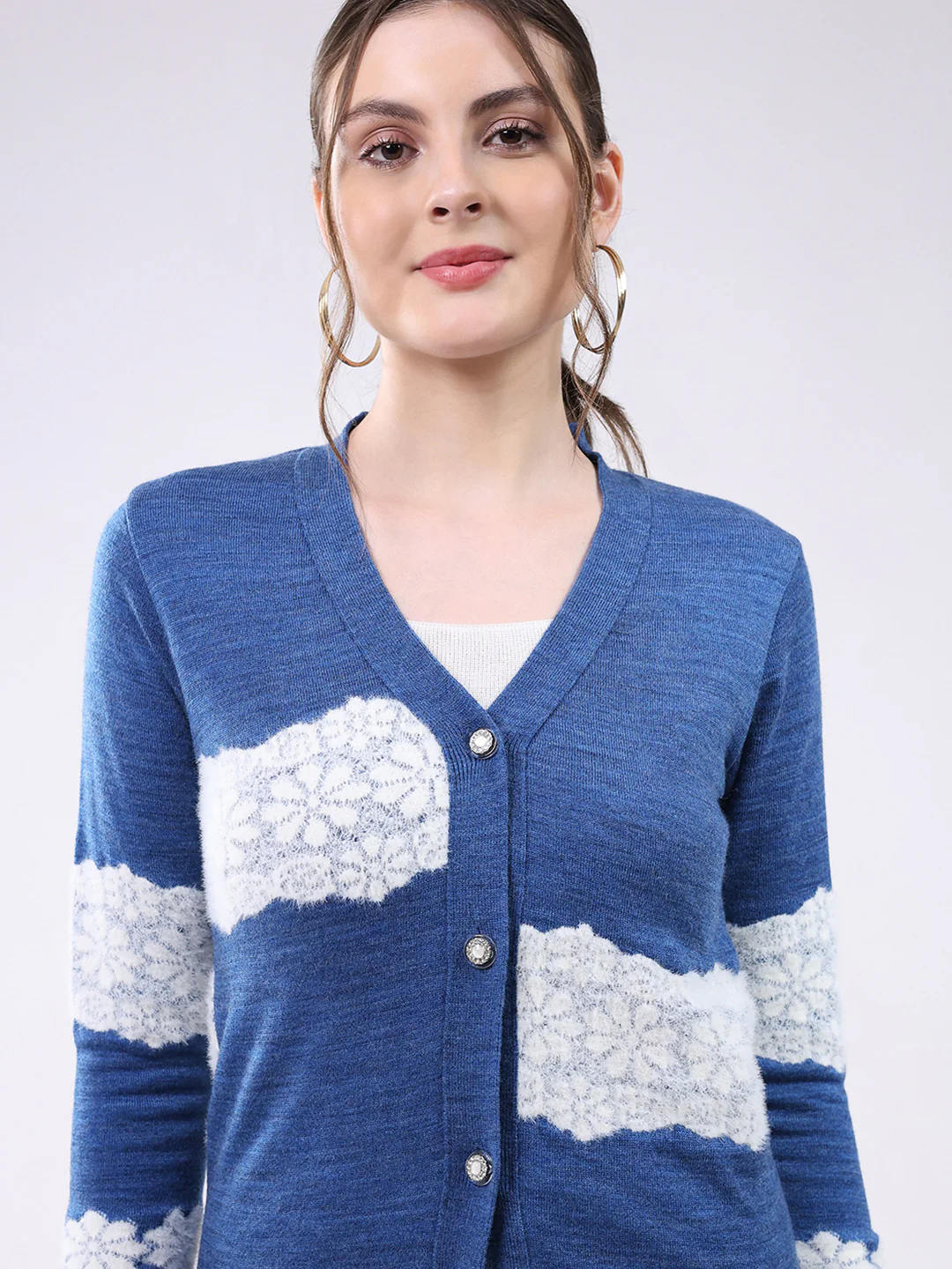 Women Blue Self Design V Neck Full Sleeve Cardigan - Image 6