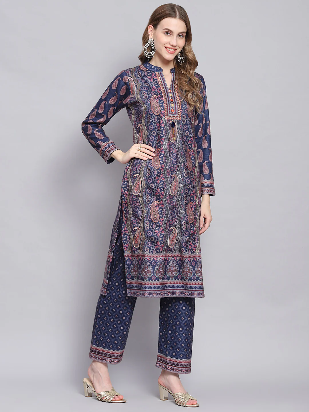 Women Blue Self Design Mandarin Collar Full Sleeve Kurtis Set - Image 4