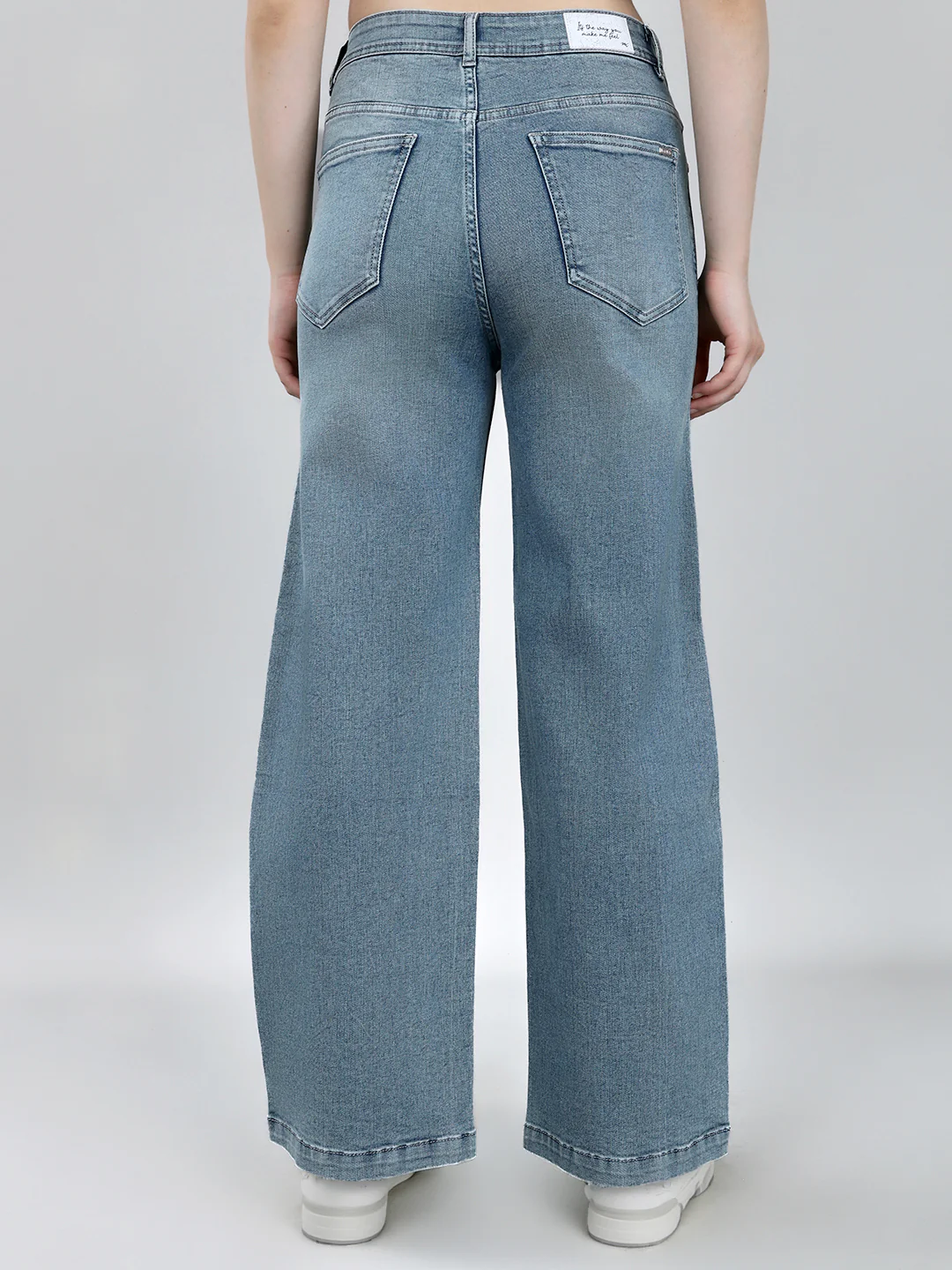 Women Blue Solid Regular Fit Denim - Image 4