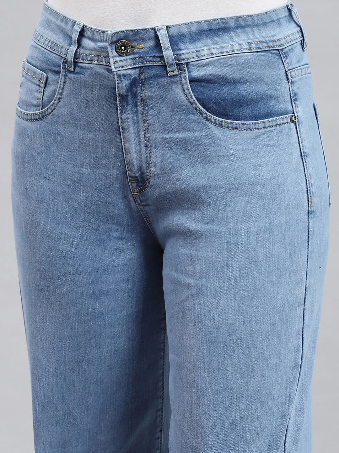 Women Blue Solid Regular Fit Denims - Image 6