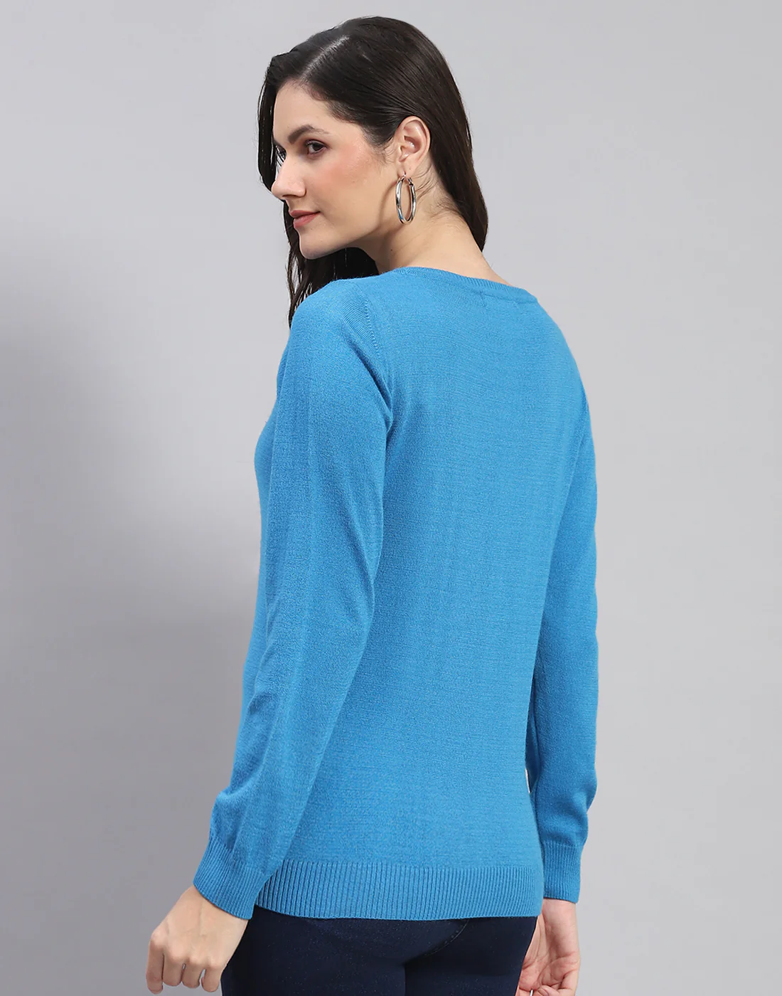 Women Blue Solid Round Neck Full Sleeve Sweater - Image 5
