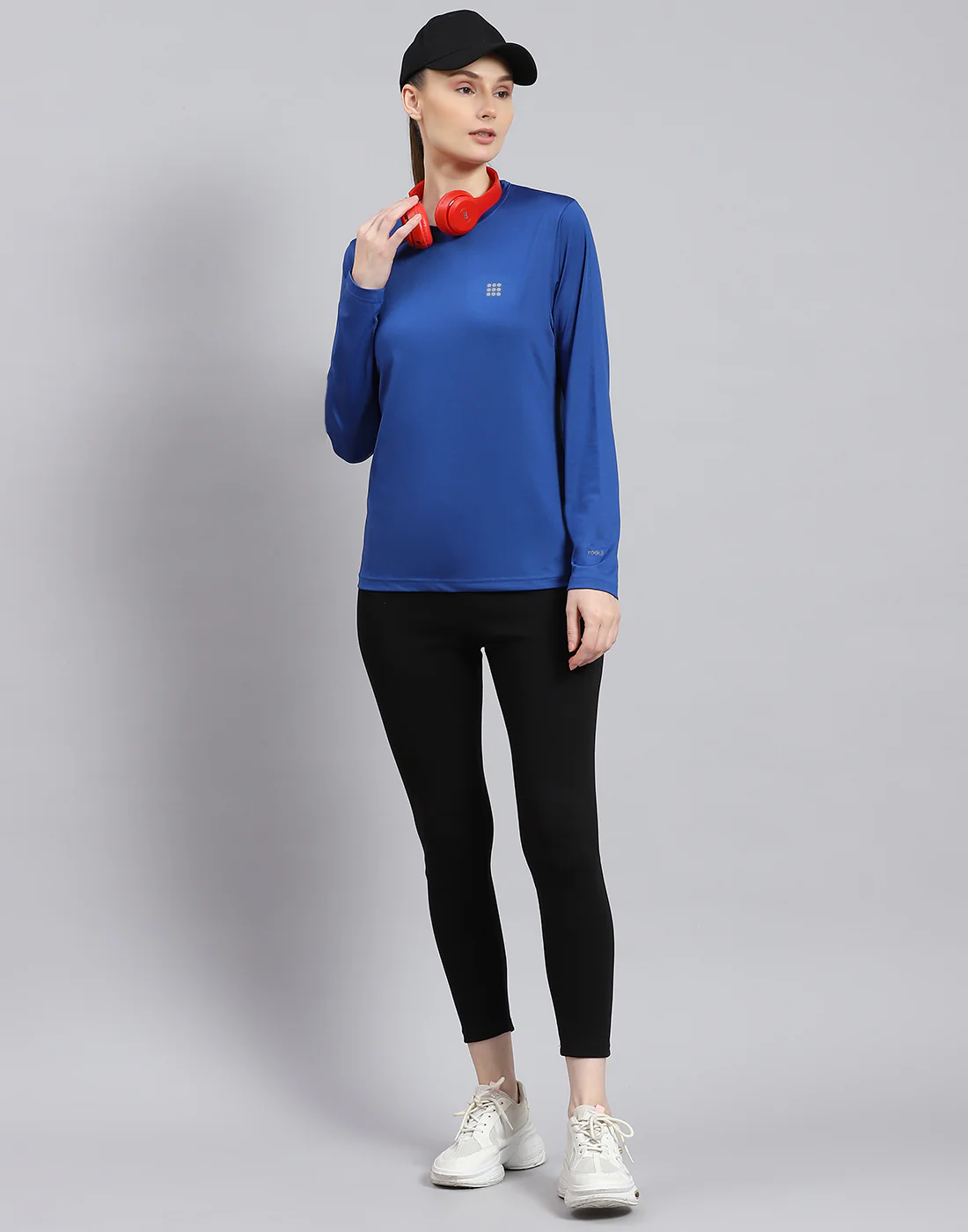 Rock.it Women Blue Solid Round Neck Full Sleeve Top - Image 2