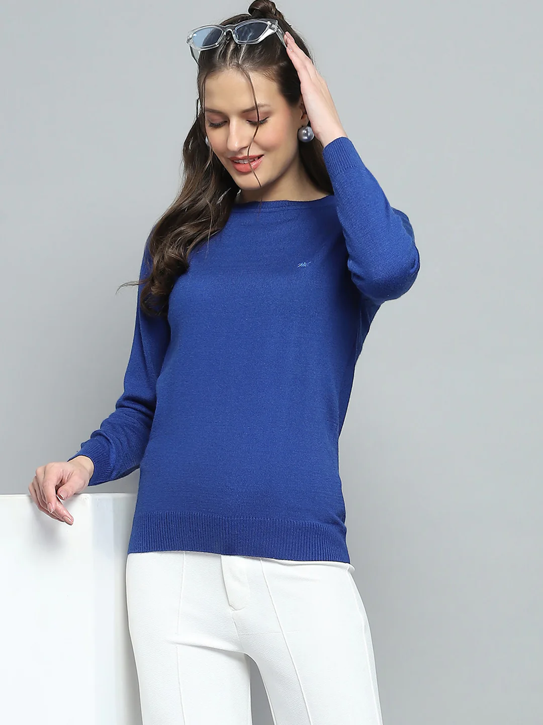 Women Blue Solid Round Neck Full Sleeve Winte Top - Image 6