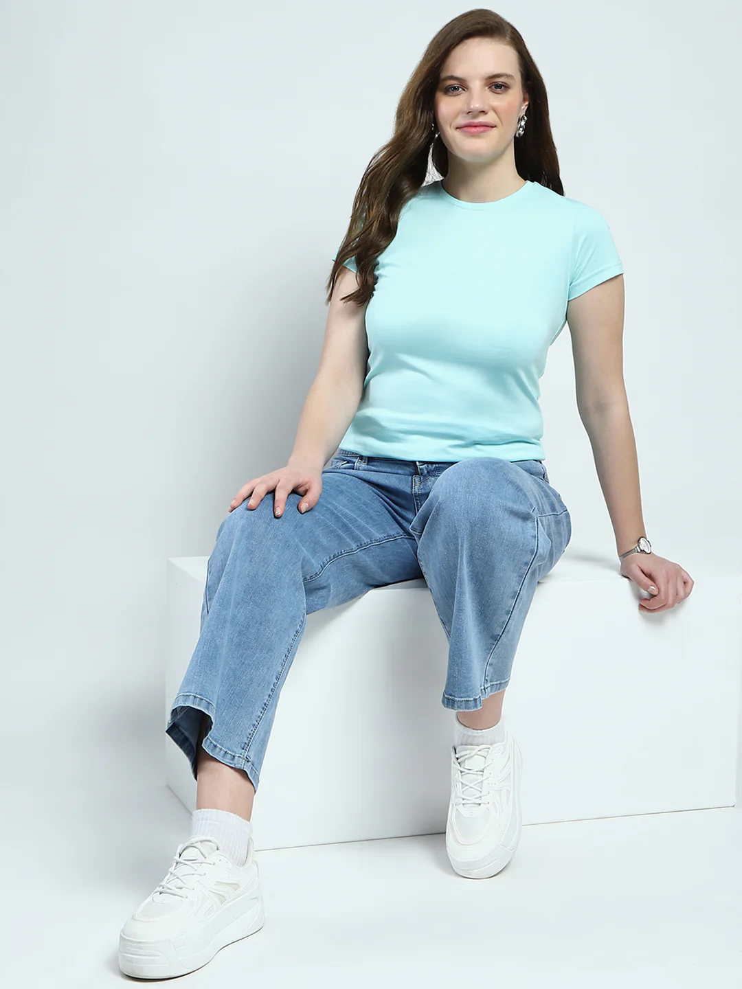 Women Blue Solid Round Neck Half Sleeve Top - Image 2