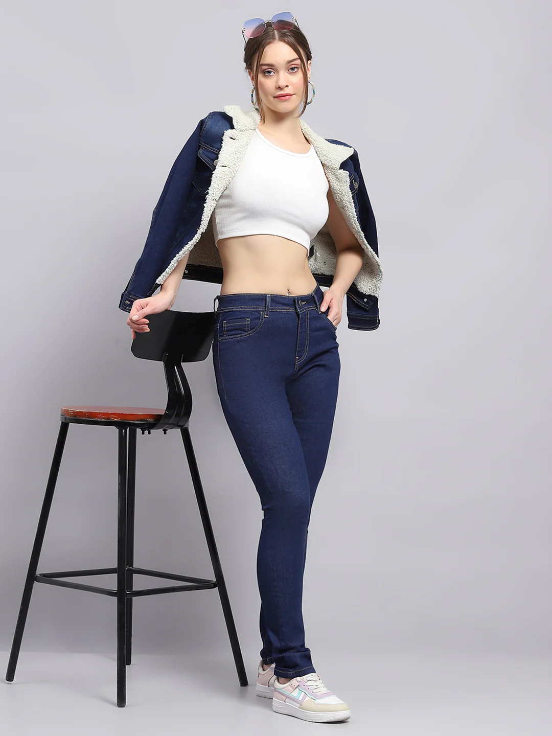 Women Blue Solid Slim Fit Denim - Image 2