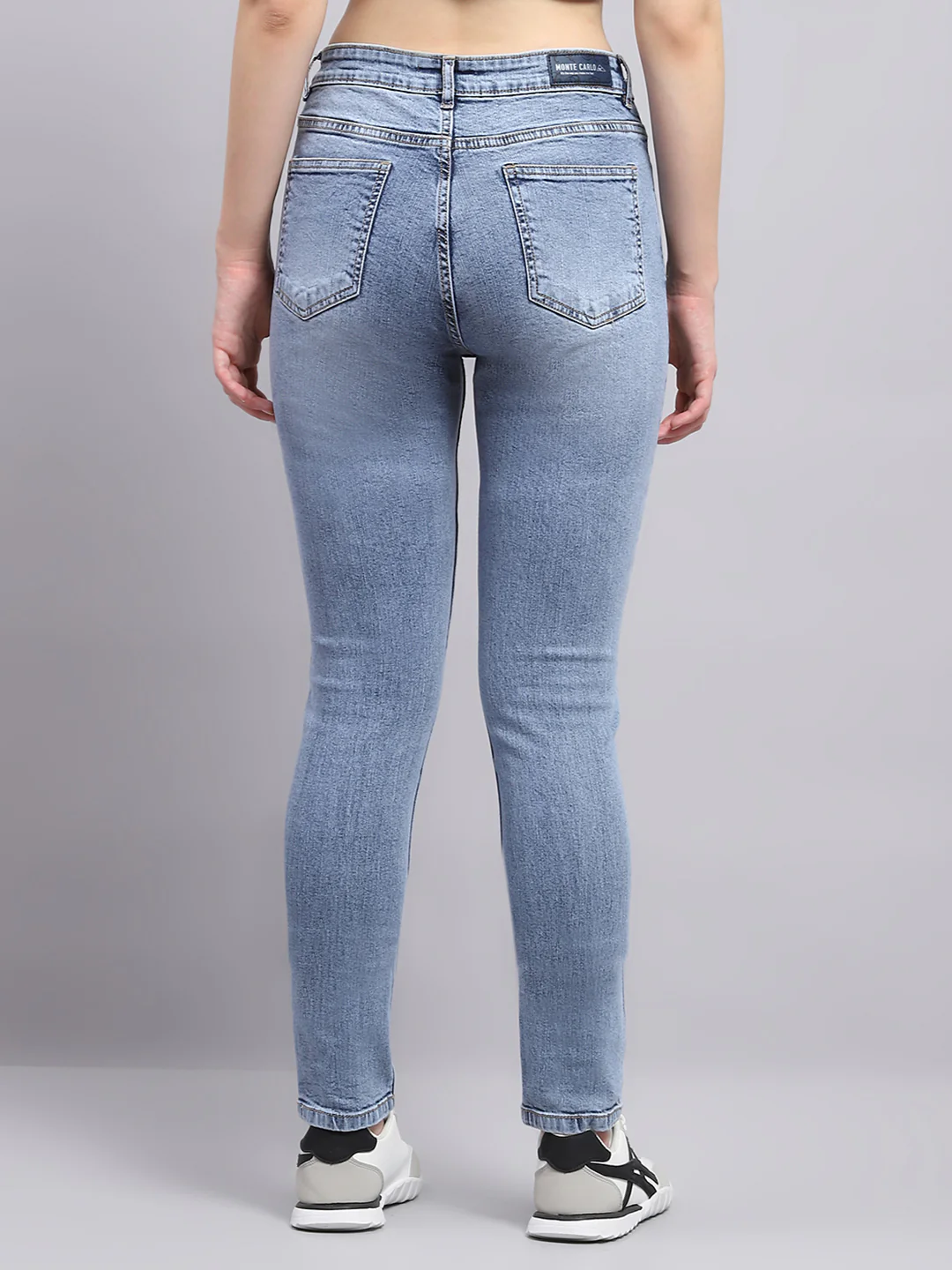 Women Blue Solid Slim Fit Denim - Image 5
