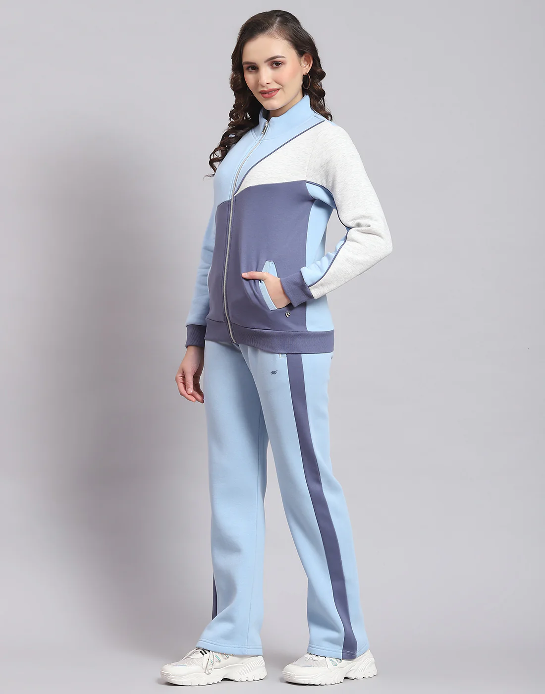 Women Blue Solid Stand Collar Full Sleeve Tracksuit - Image 3