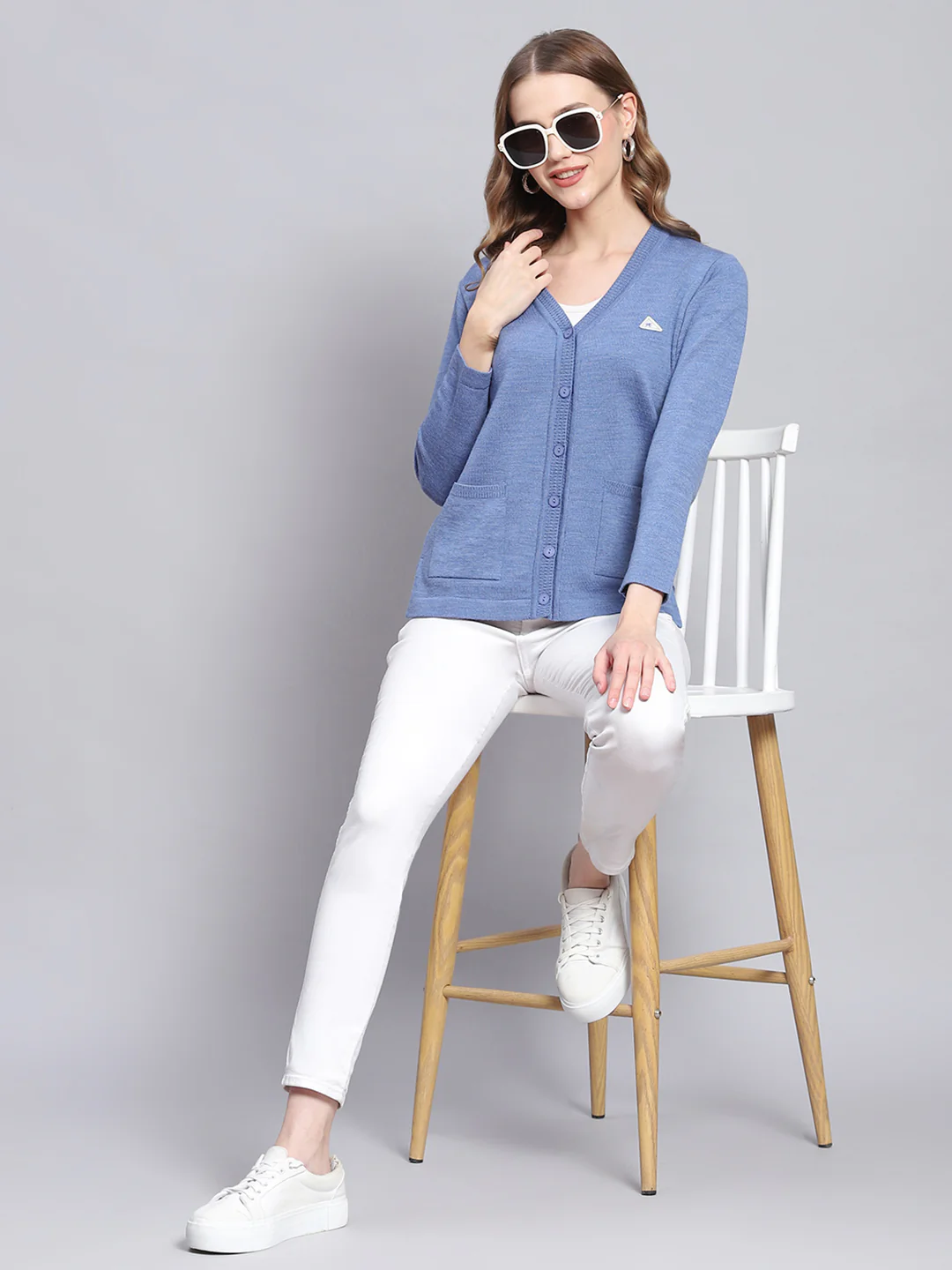 Women Blue Solid V Neck Full Sleeve Cardigans - Image 2