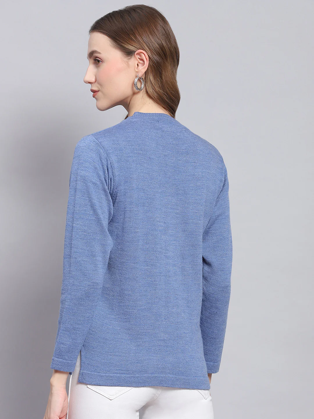 Women Blue Solid V Neck Full Sleeve Cardigans - Image 5
