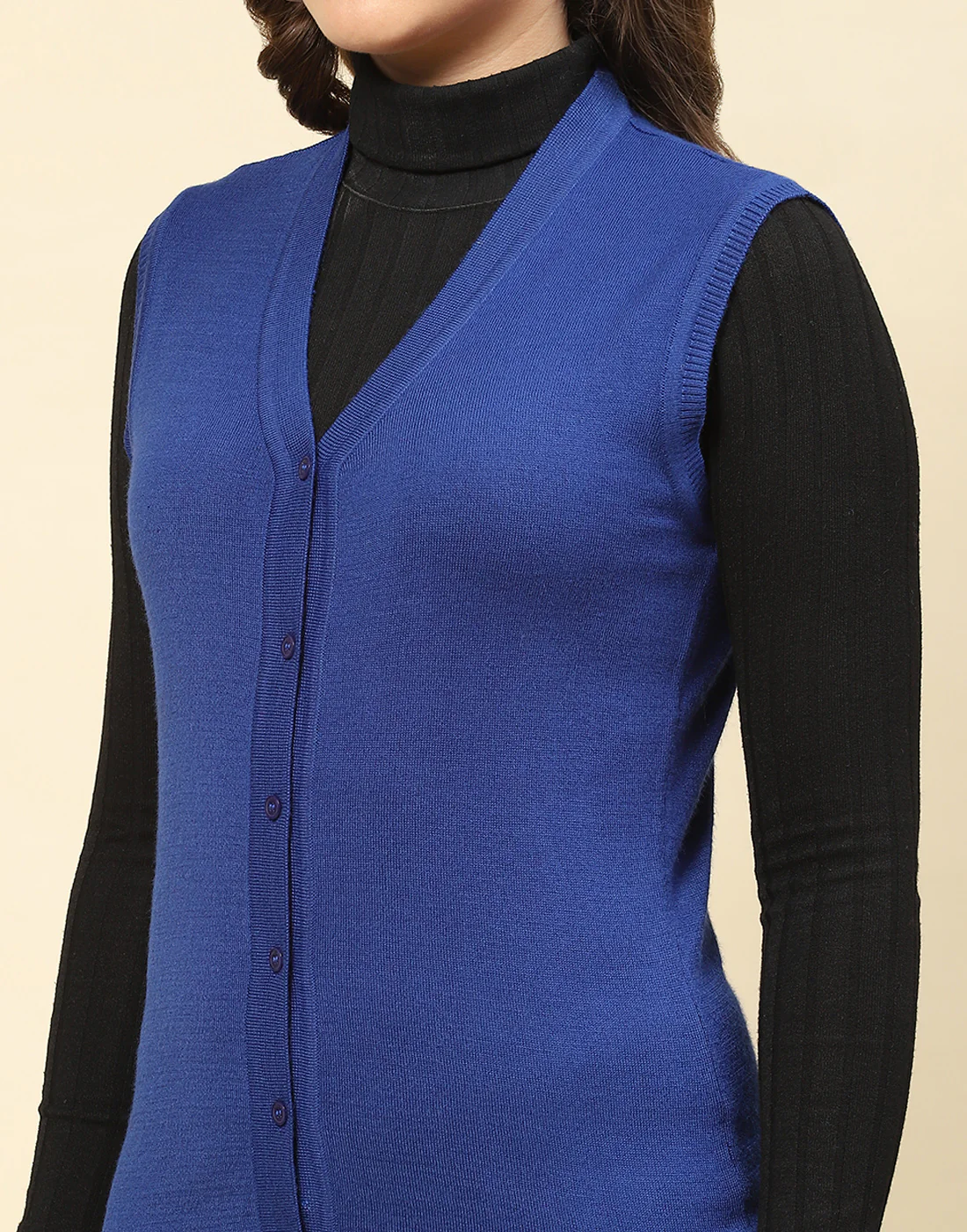 Women Blue Solid V Neck Sleeveless Cardigan - Image 6