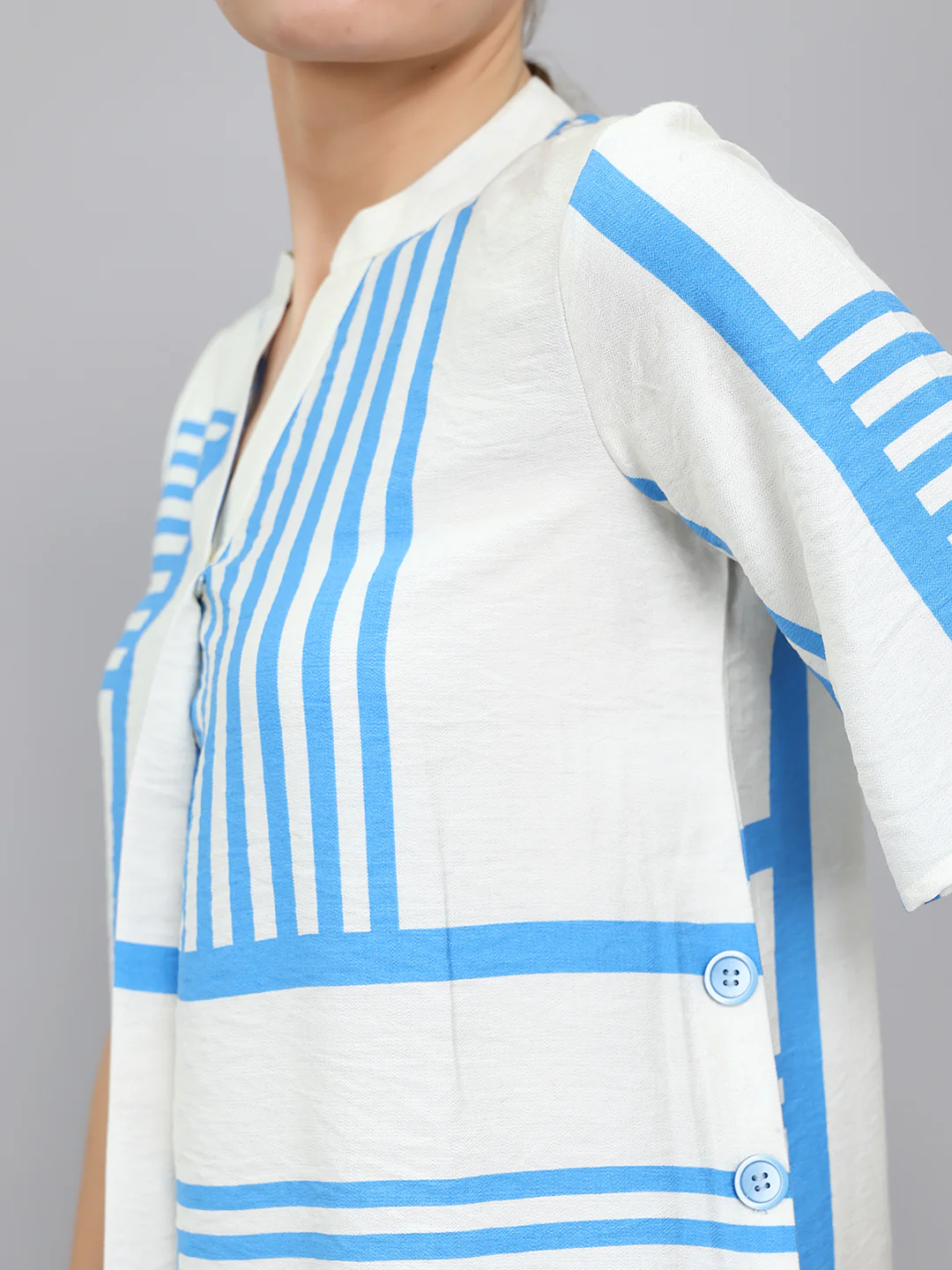 Women Blue Stripe V Neck 3/4th Sleeve Top - Image 5