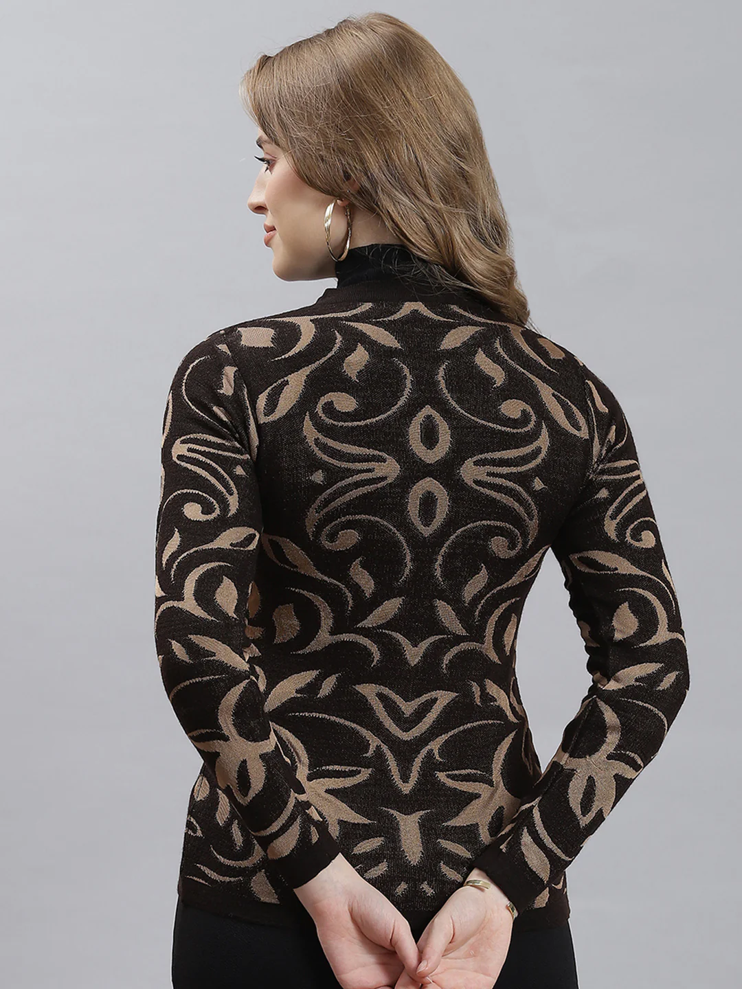 Women Brown Jaquard Cardigan - Image 5
