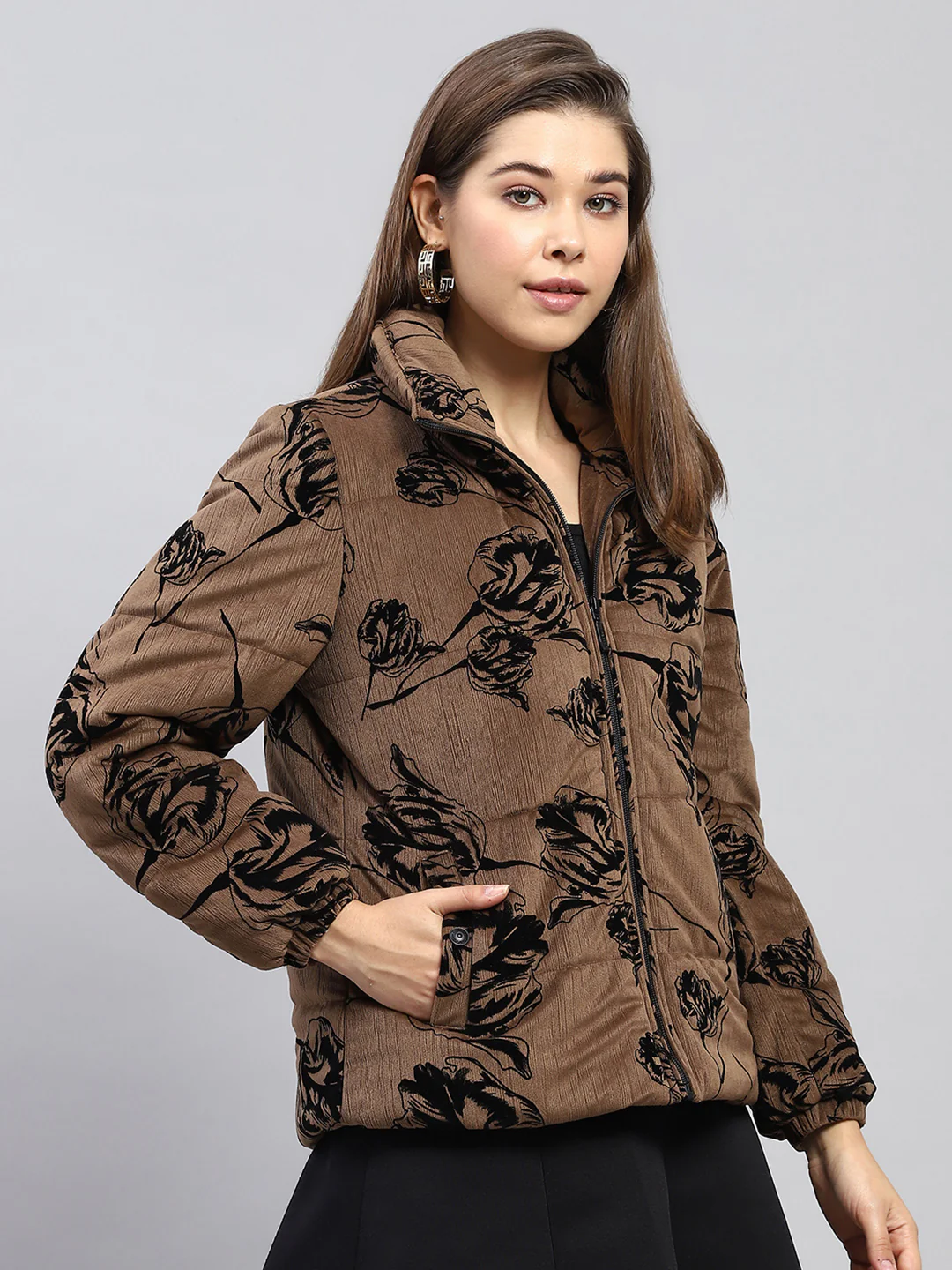 Women Brown Printed Collar Full Sleeve Jacket - Image 4