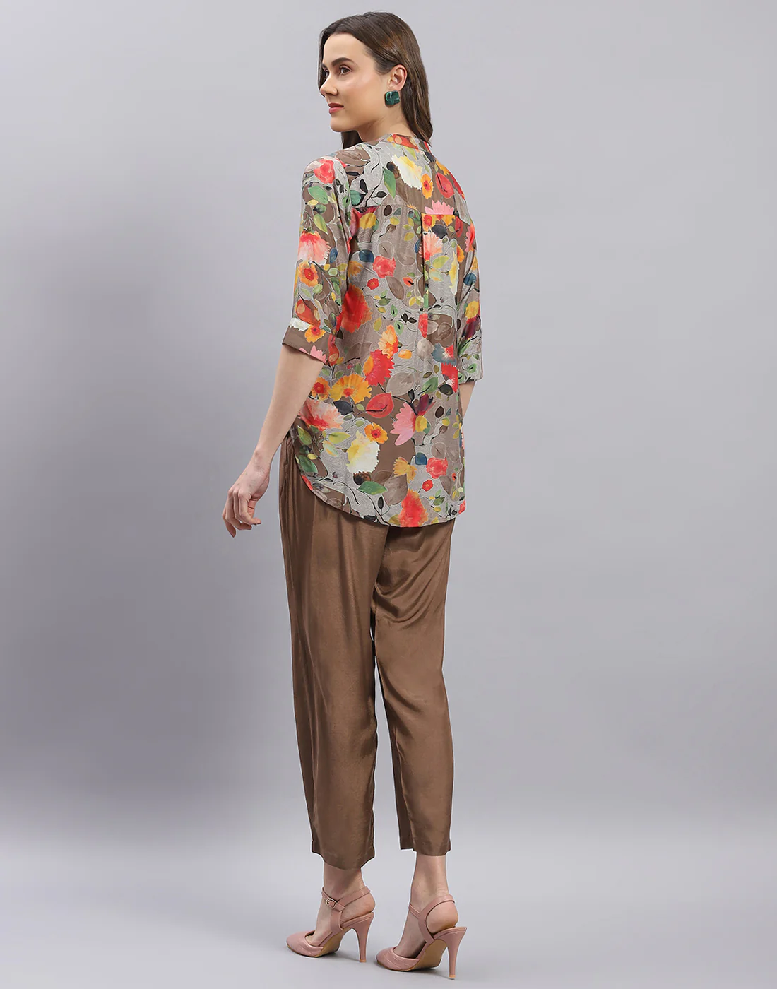 Women Brown Printed Mandarin Collar Half Sleeve Cords Set - Image 5