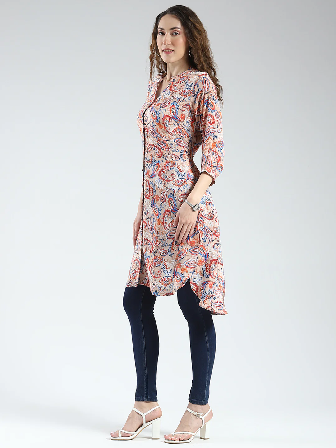 Women Brown Printed Round Neck 3/4th Sleeve Tunic - Image 3