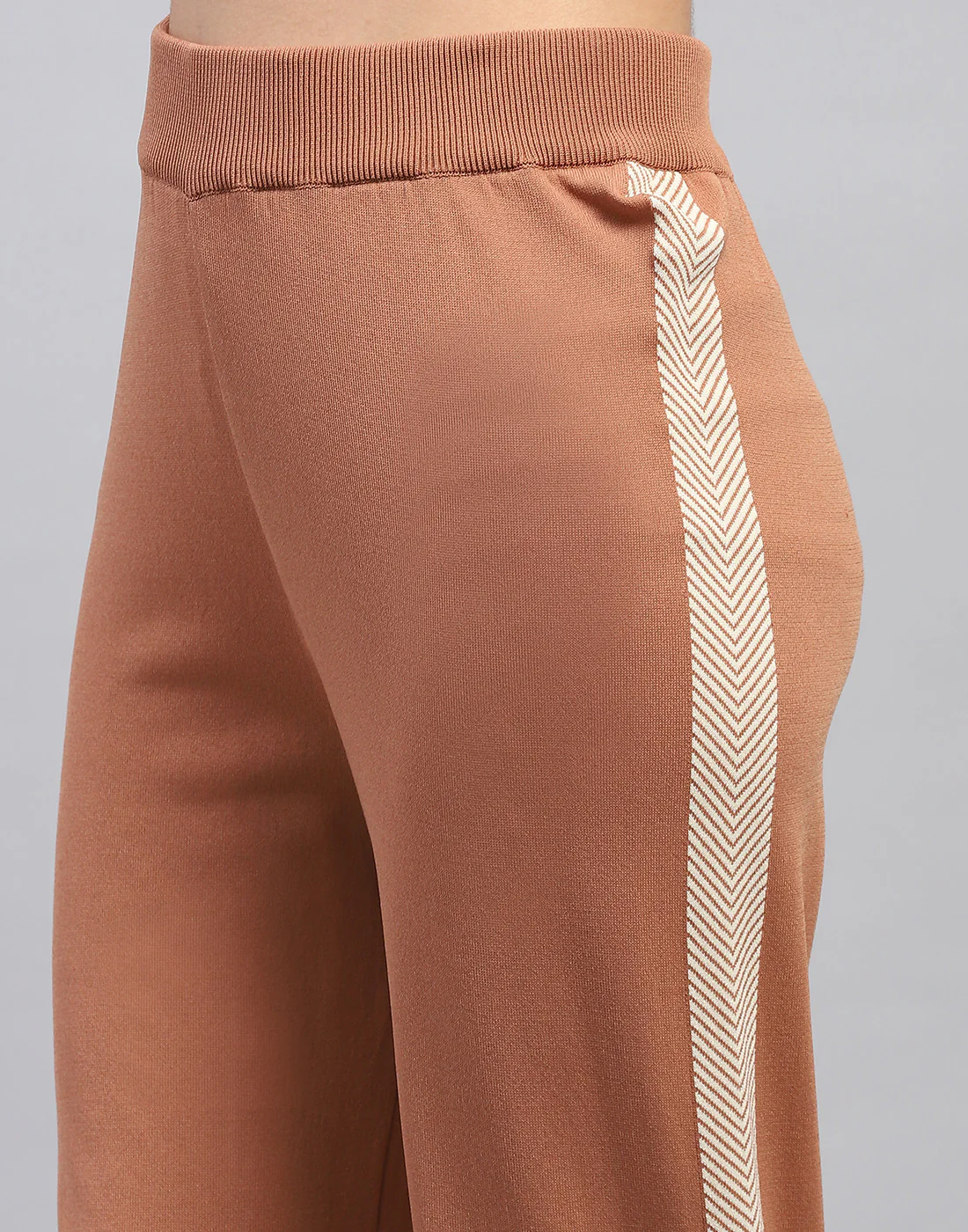 Women Brown Self Design Round Neck Half Sleeve Cords Set - Image 8