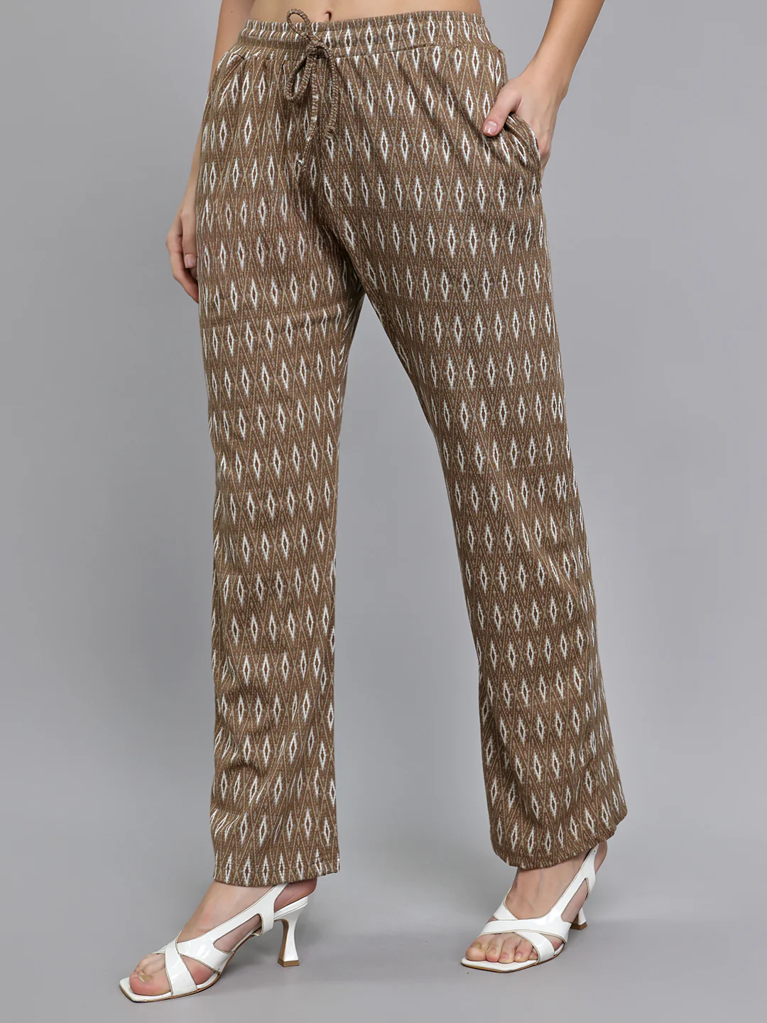 Women Brown Self Design Round Neck Half Sleeve Cords Set - Image 7
