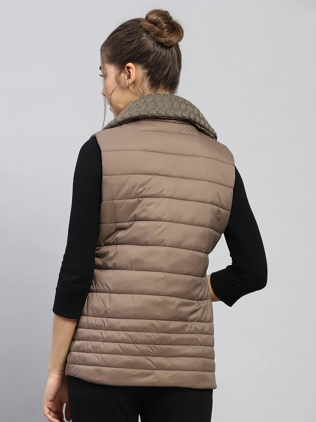 Women Brown Solid Collar Sleeveless Jacket - Image 5