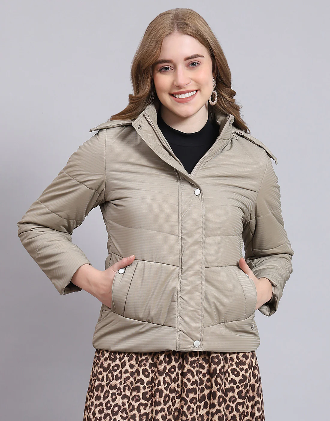 Women Brown Solid Hooded Full Sleeve Jacket - Image 2