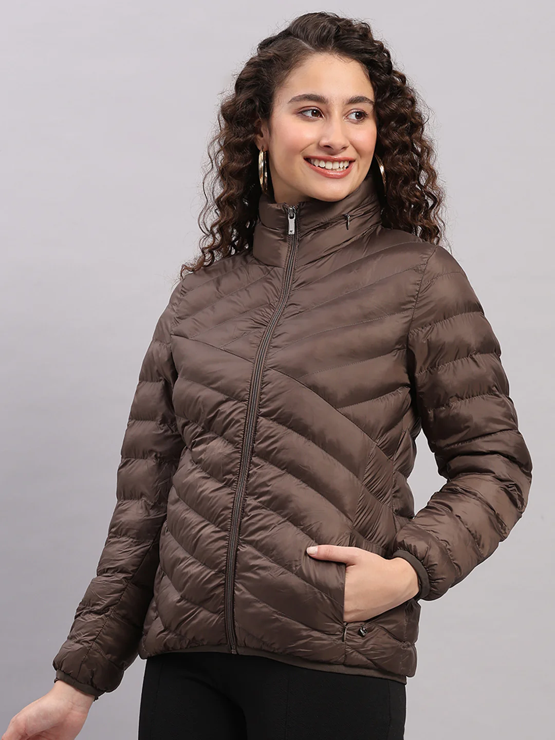 Women Brown Solid Hooded Lightweight Packable Jacket - Image 3