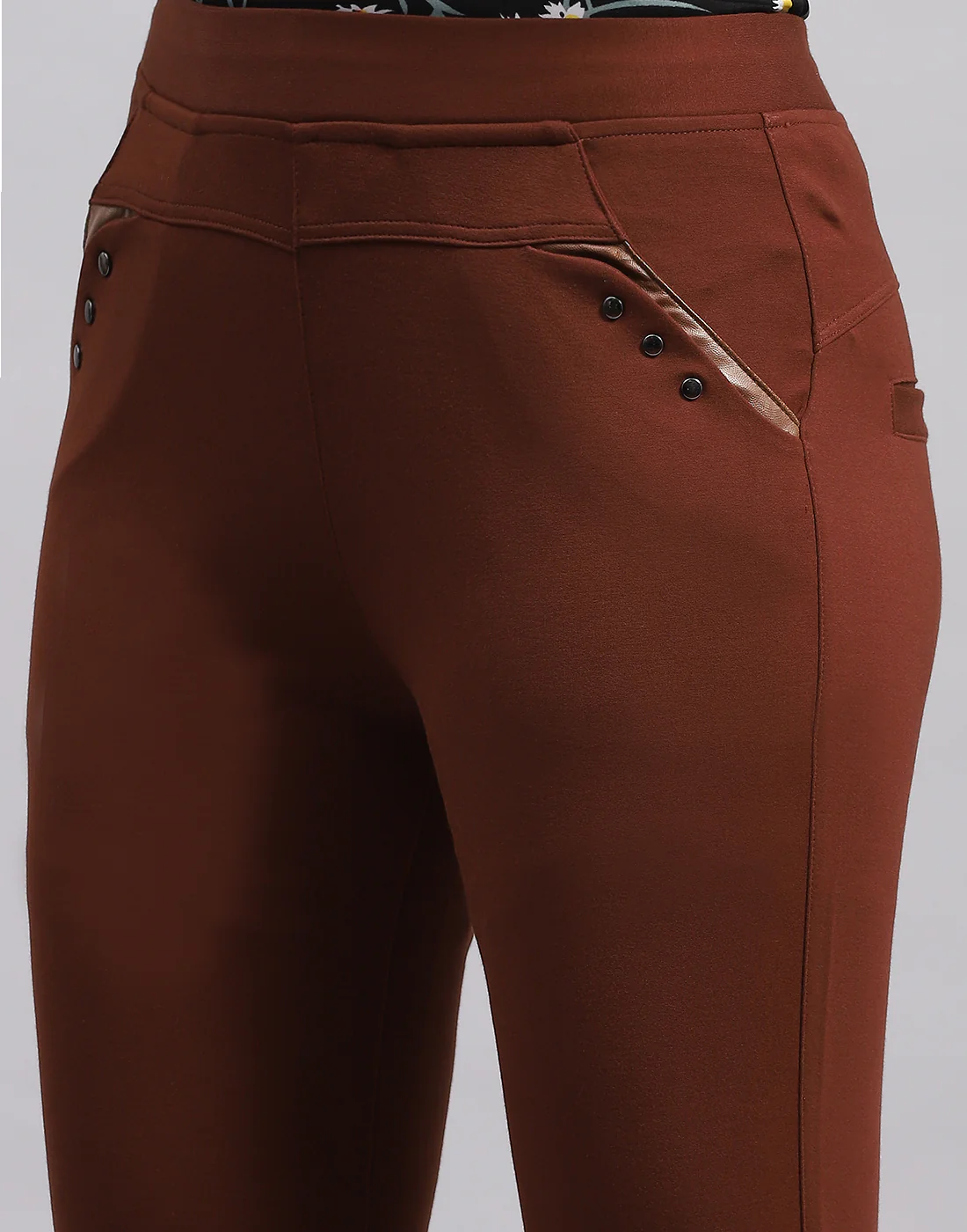 Women Brown Solid Regular Fit Jegging - Image 6