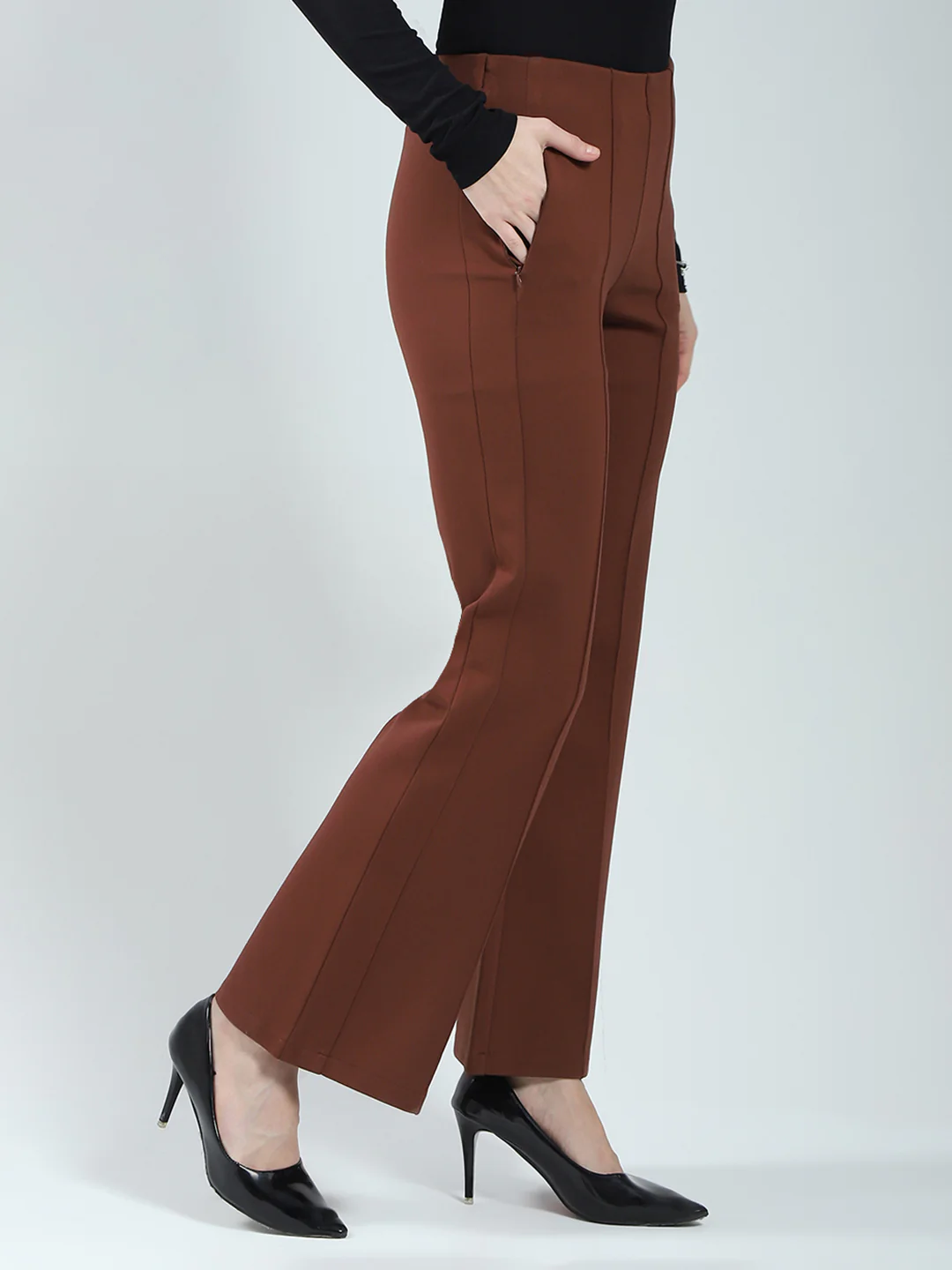 Women Brown Solid Regular Fit Jegging - Image 4