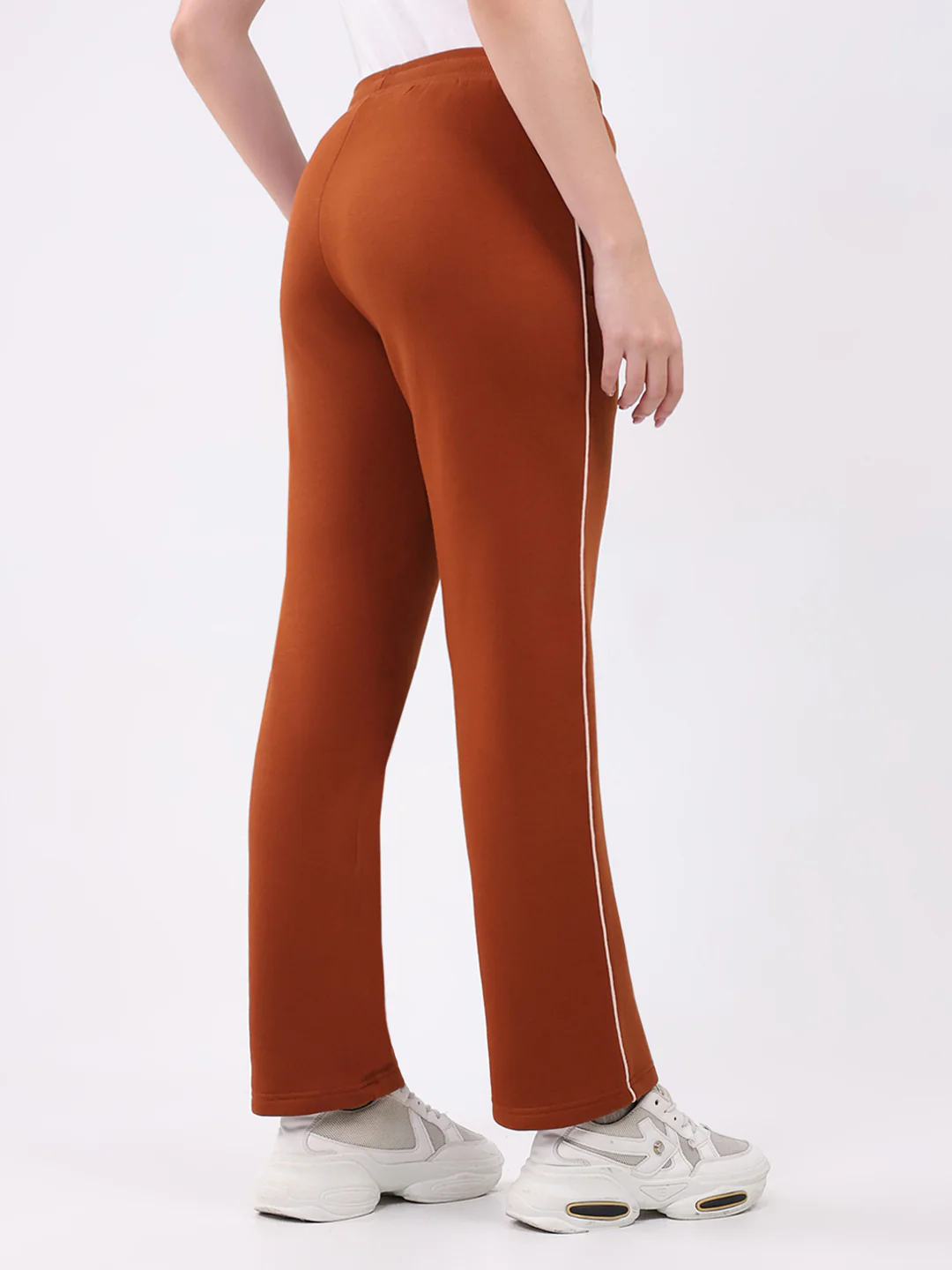 Women Brown Solid Regular Fit Winte Lower - Image 5