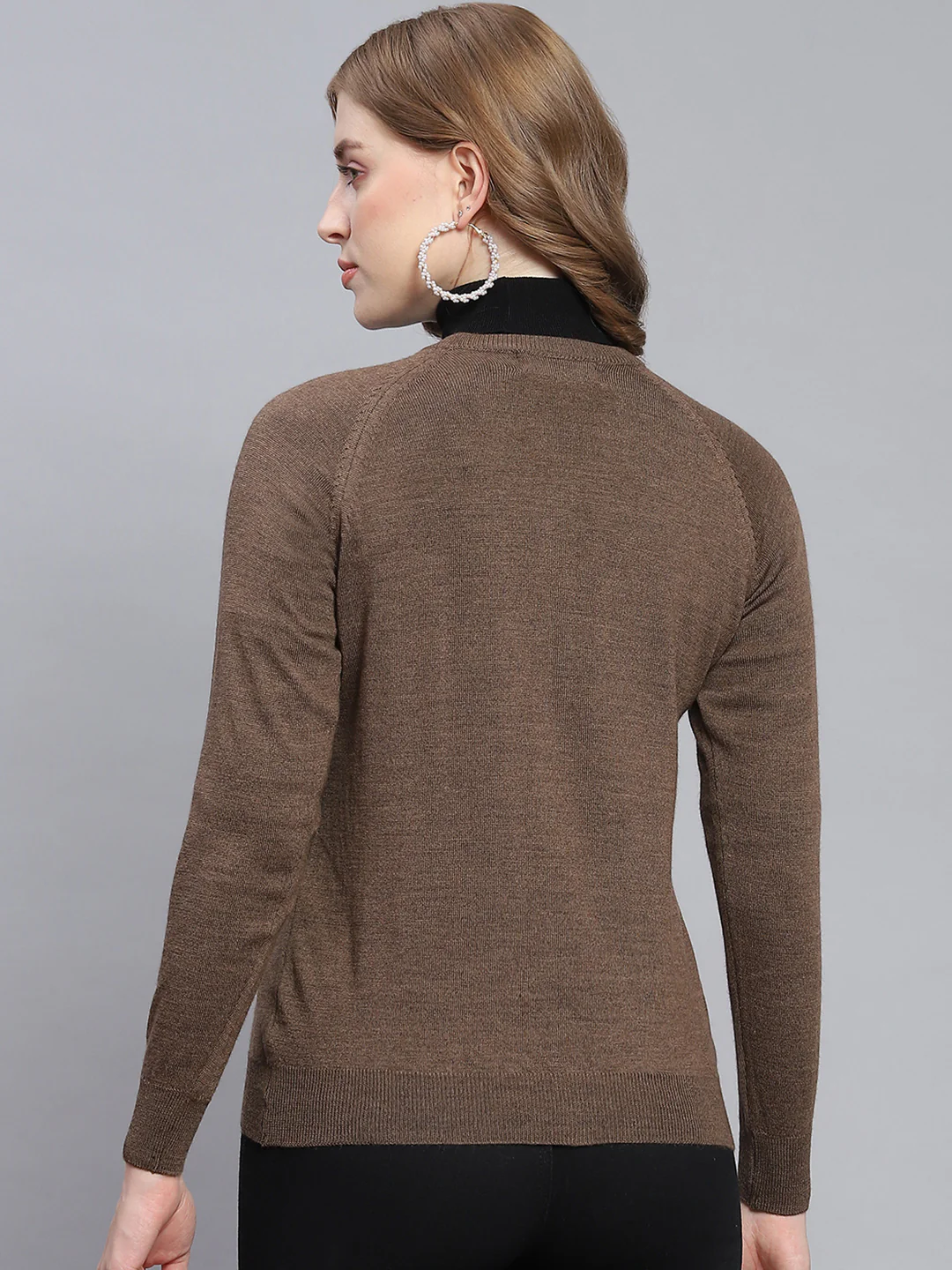 Women Brown Solid Round Neck Full Sleeve Cardigan - Image 5