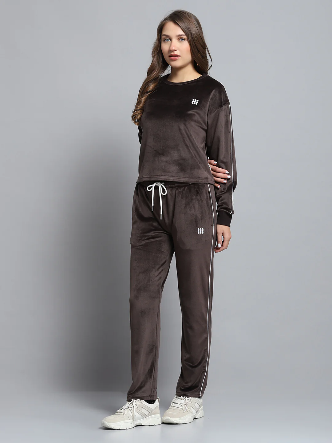 Rock.it Women Brown Solid Round Neck Full Sleeve Tracksuit - Image 3