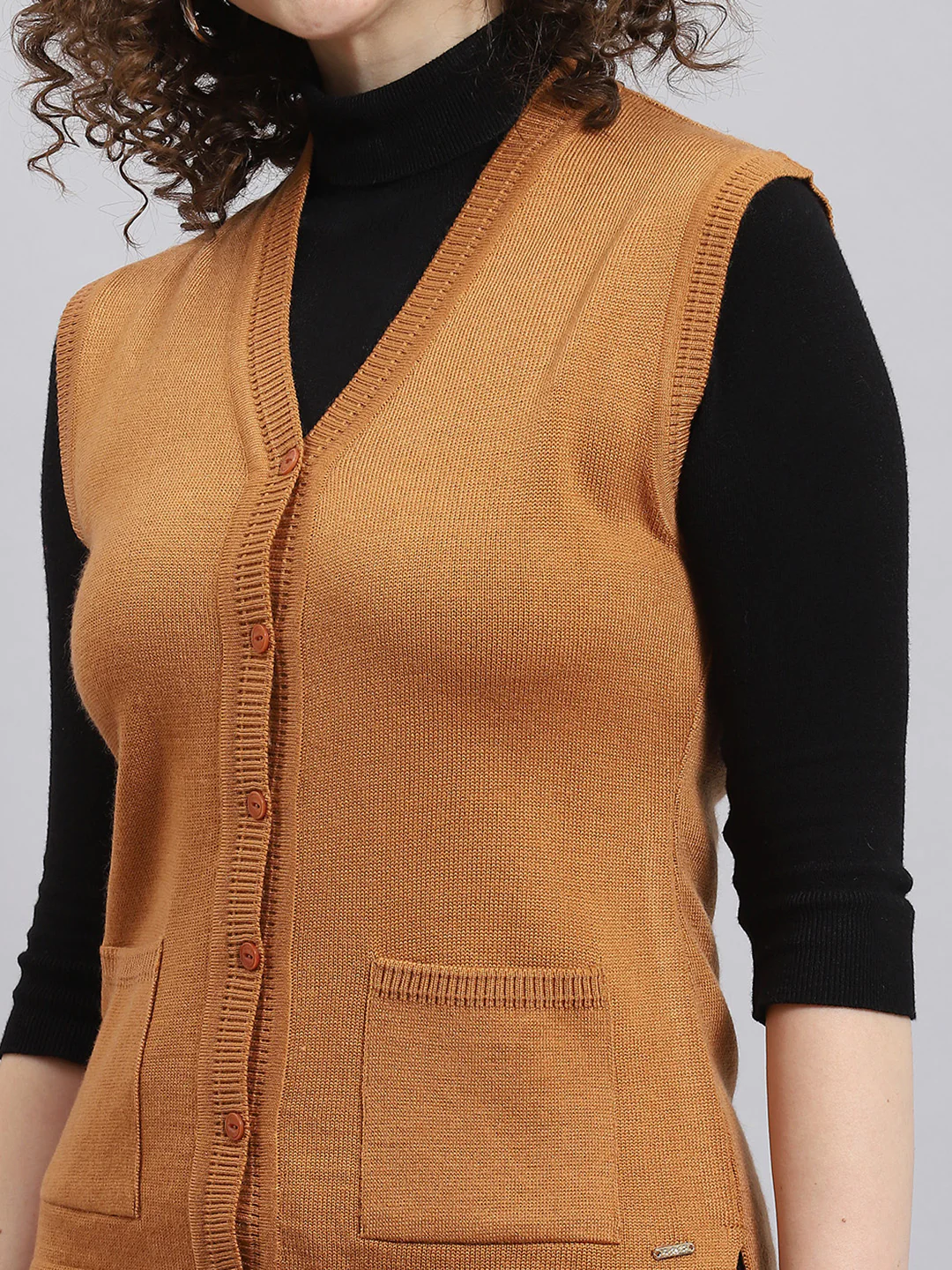 Women Brown Solid V Neck Sleeveless Cardigan - Image 6