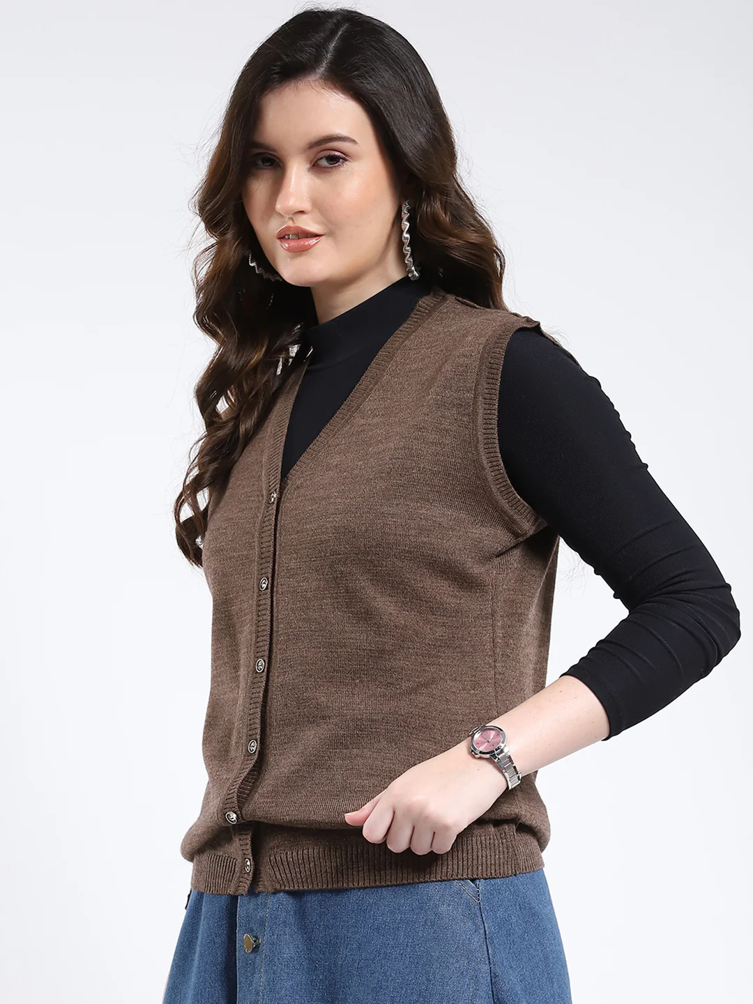 Women Brown Solid V Neck Sleeveless Cardigan - Image 3