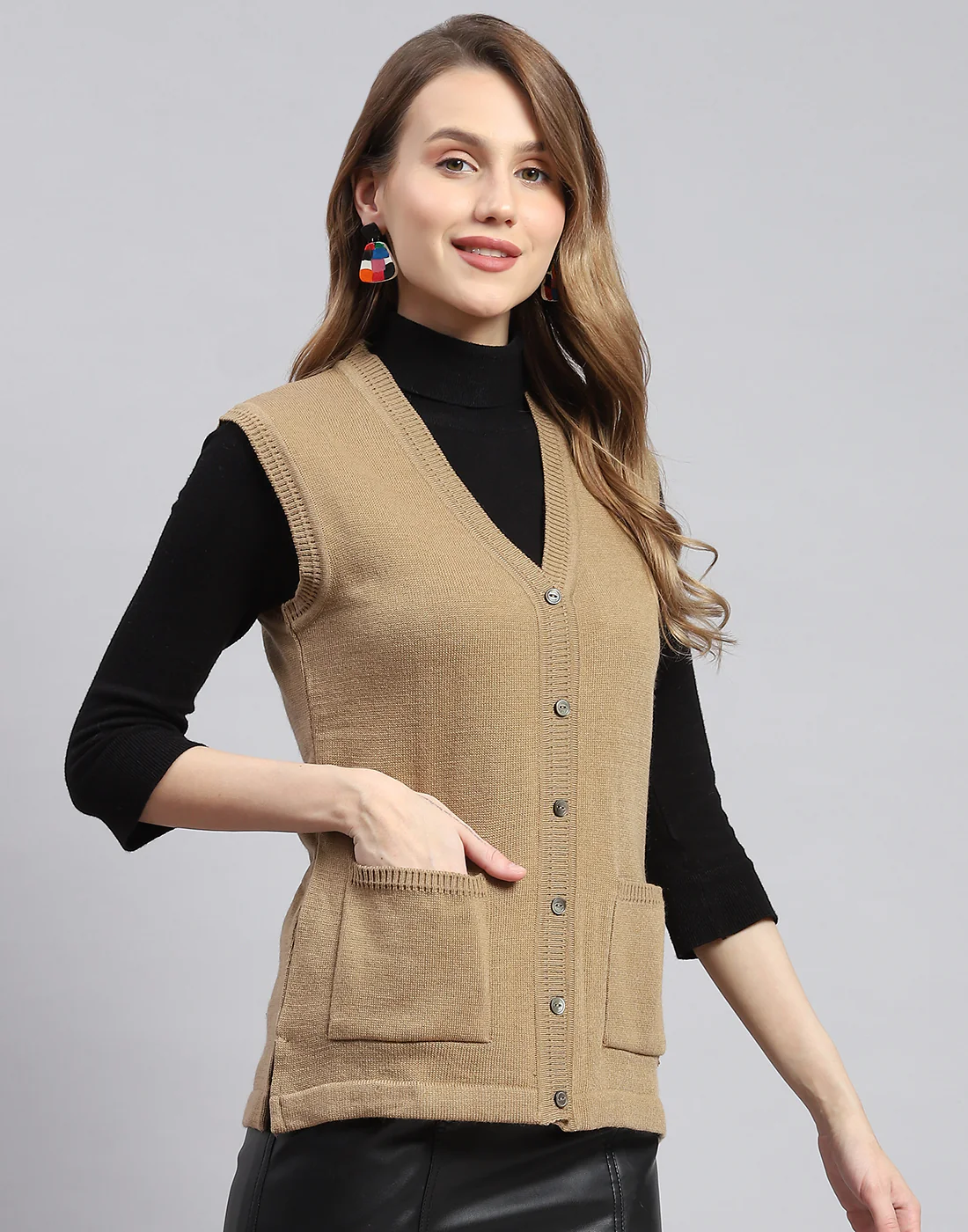 Women Brown Solid V Neck Sleeveless Cardigans - Image 5