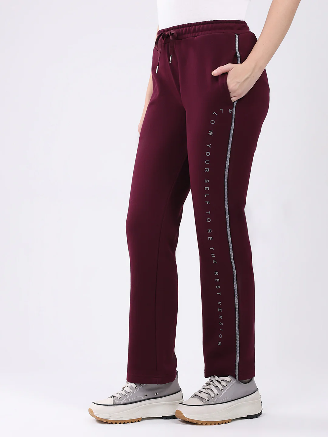 Women Burgundy Printed Regular Fit Winter Lower - Image 3