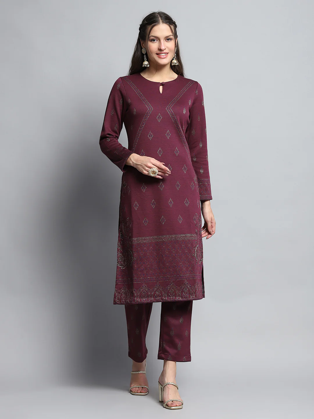 Women Burgundy Self Design Round Neck Full Sleeve Kurti Set for Winter - Image 3
