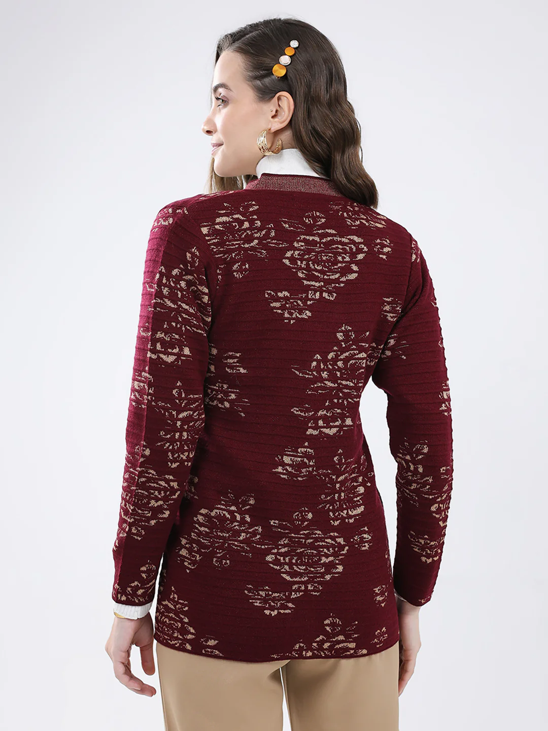 Women Burgundy Self Design V Neck Full Sleeve Cardigan - Image 5